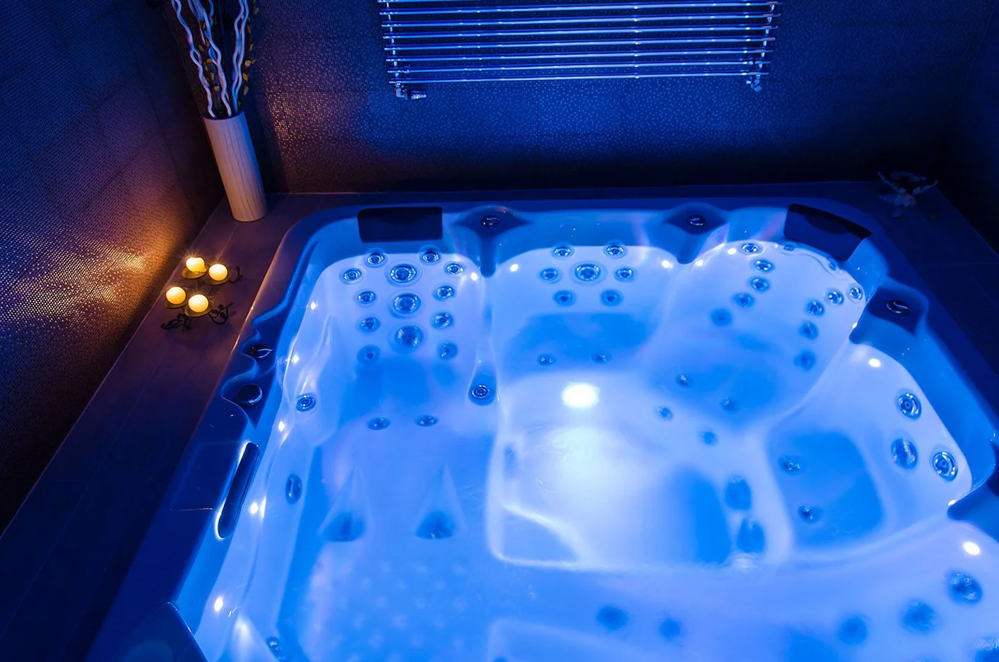 Privátní wellness až pro 4 osoby: vířivka, infrasauna i parní kabina