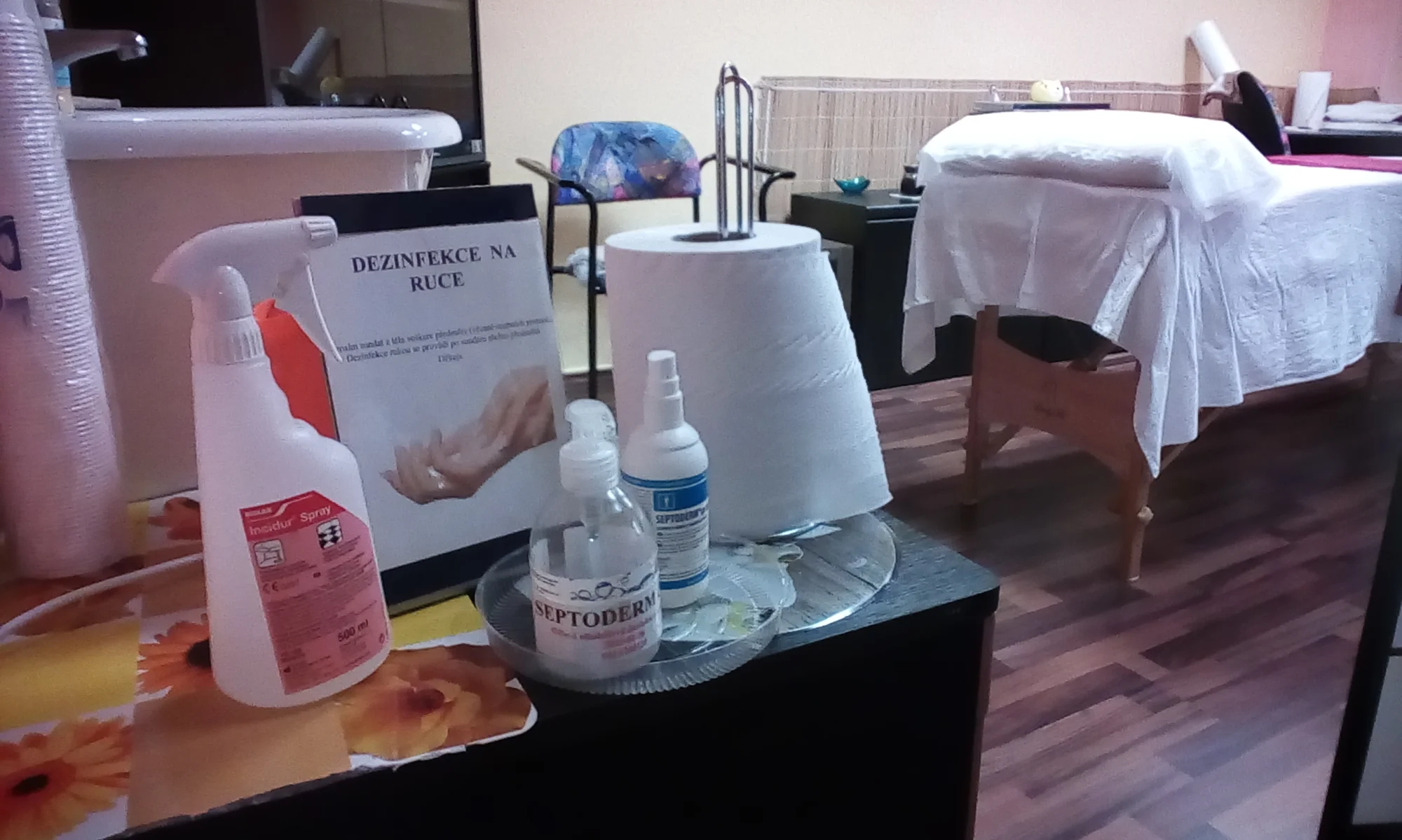90 minut rozmazlování: relaxační balíček s masážemi a zábaly