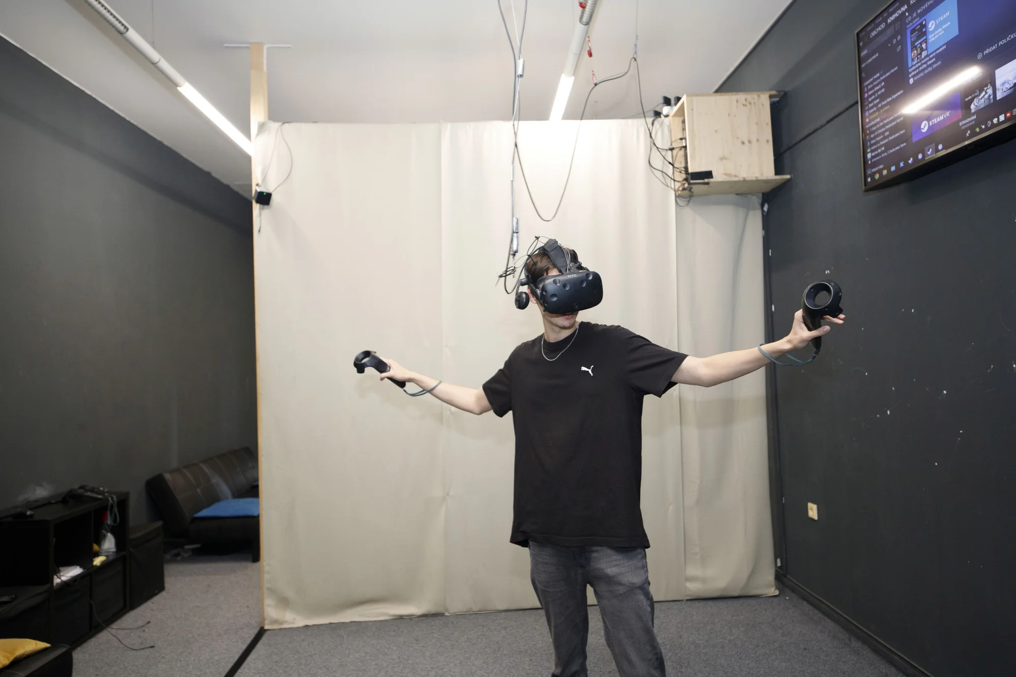 Virtuální realita na špičkovém herním zařízení HTC Vive: 55 minut až pro 4 hráče, mnoho různých her