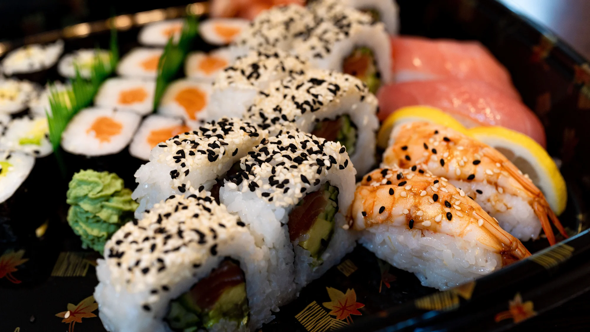 Pardubické Japonsko: sushi sety s 10–36 ks nigiri a maki rolek