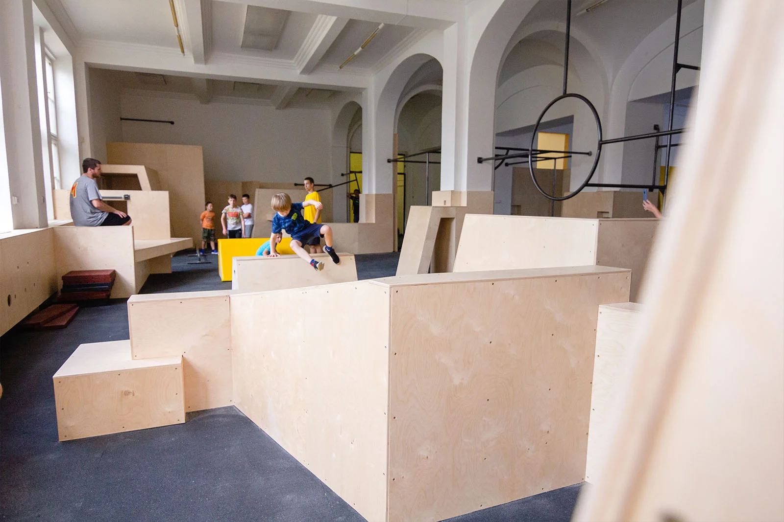 Parkour pro rodiče s dětmi: 120 minut společného tréninku v In Motion Academy