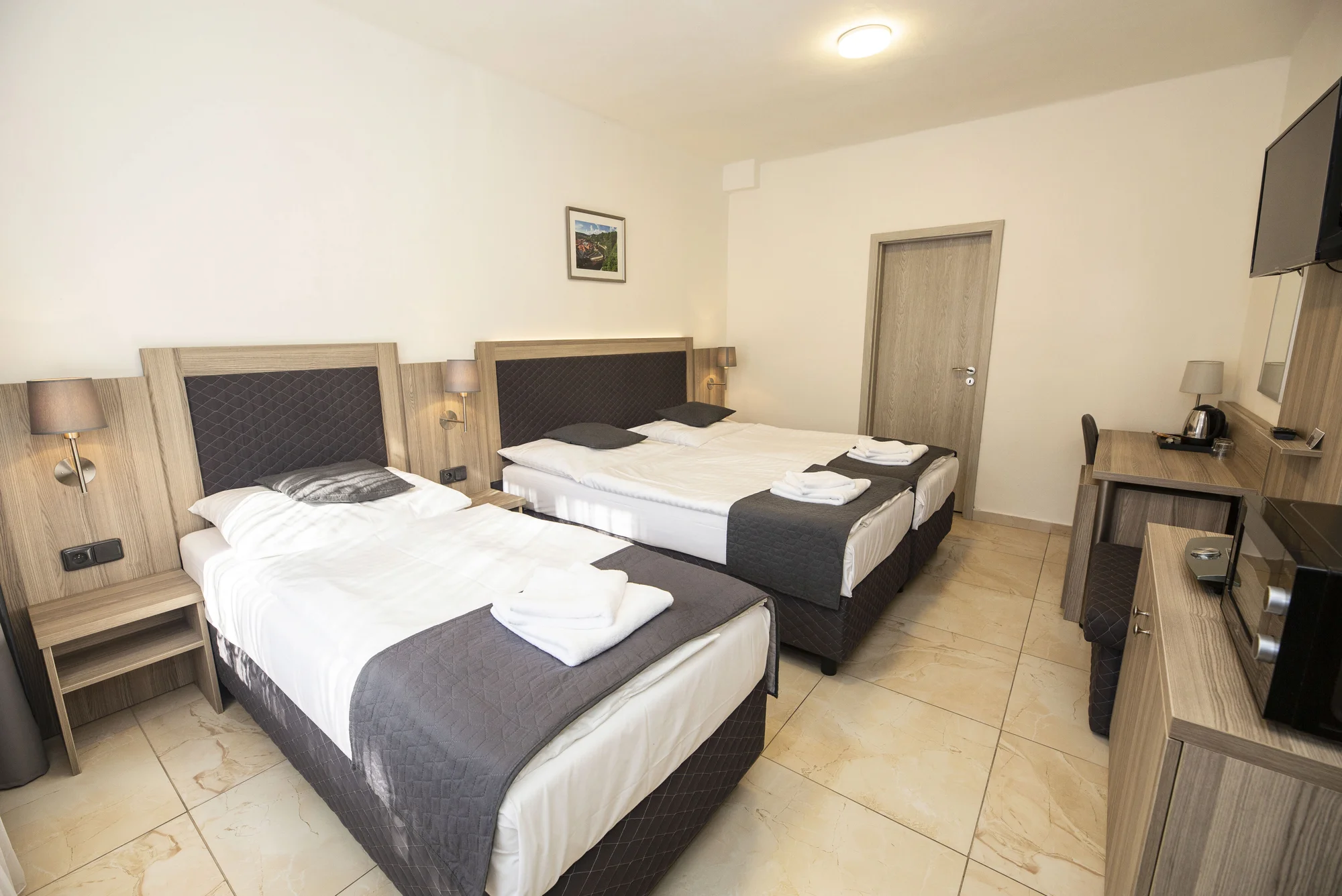 Kouzelná dovolená v Českém Krumlově: hotel 10 minut od centra, snídaně