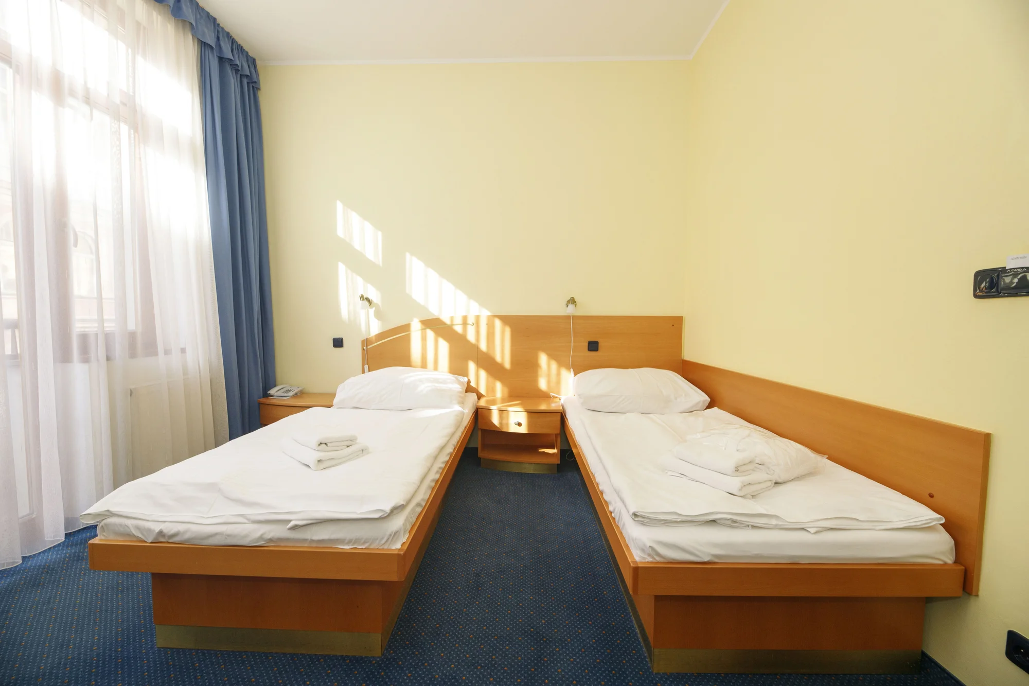 Polopenze, wellness i předepsané procedury v samotném srdci Karlových Varů