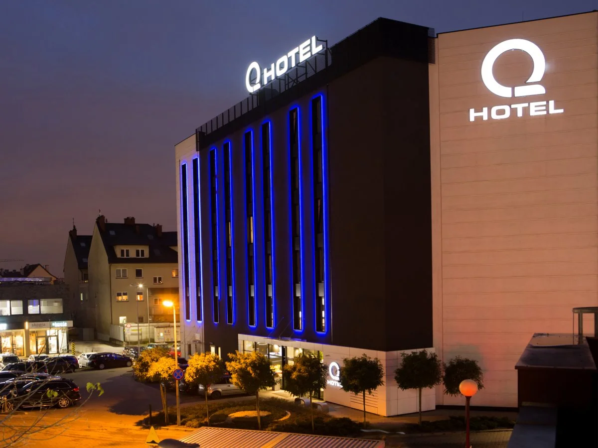 Krásy Krakova: zázemí moderního hotelu se snídaní či polopenzí