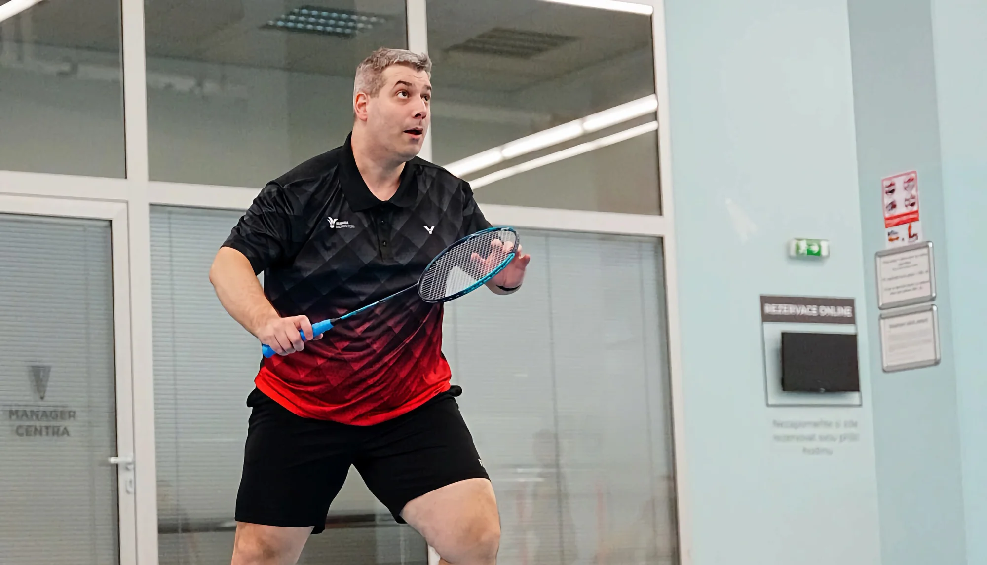 Lekce badmintonu pro začátečníky i pro mírně pokročilé hráče: 60 min. pod vedením profi trenéra i permanentky