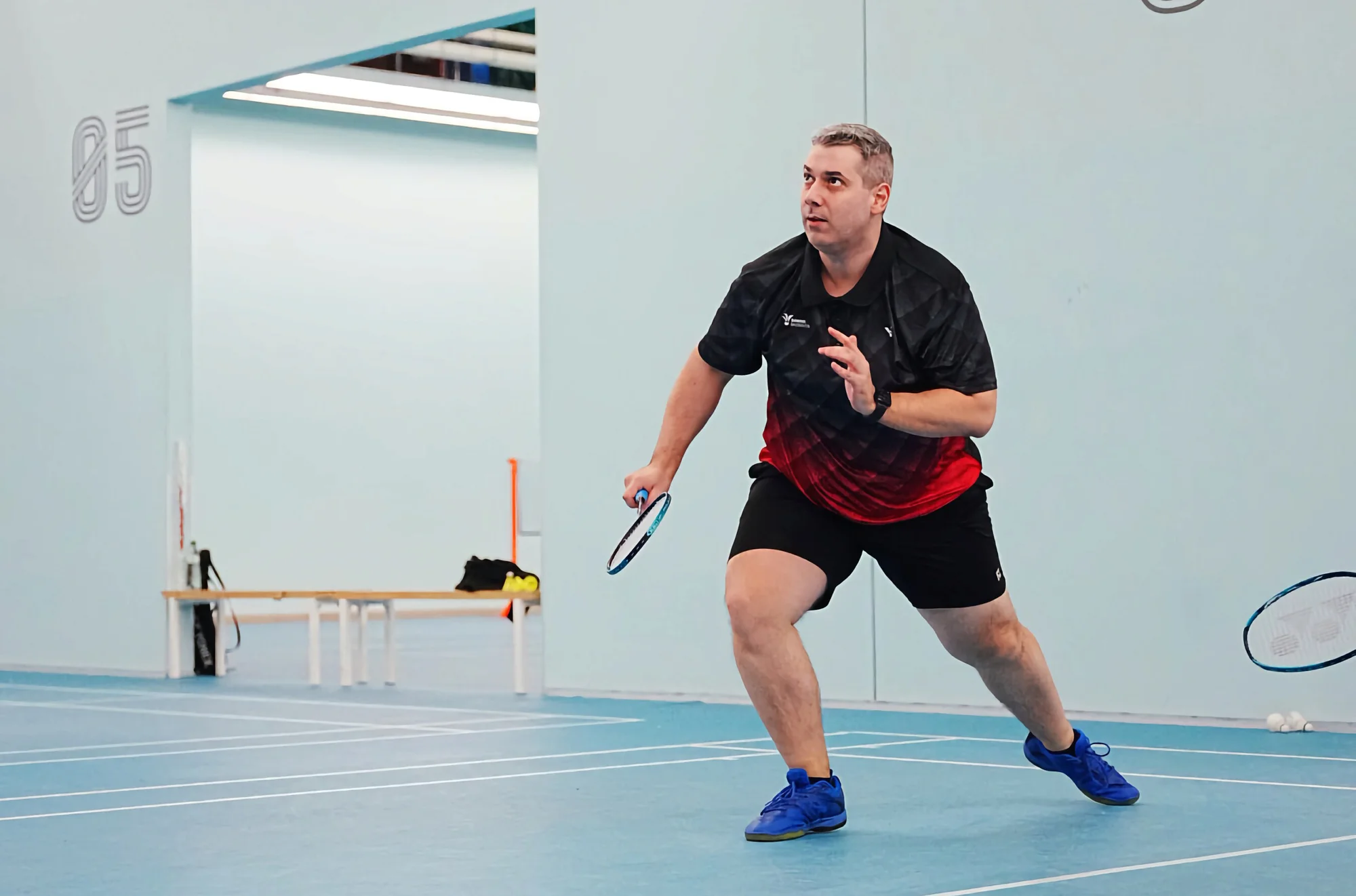 Lekce badmintonu pro začátečníky i pro mírně pokročilé hráče: 60 min. pod vedením profi trenéra i permanentky