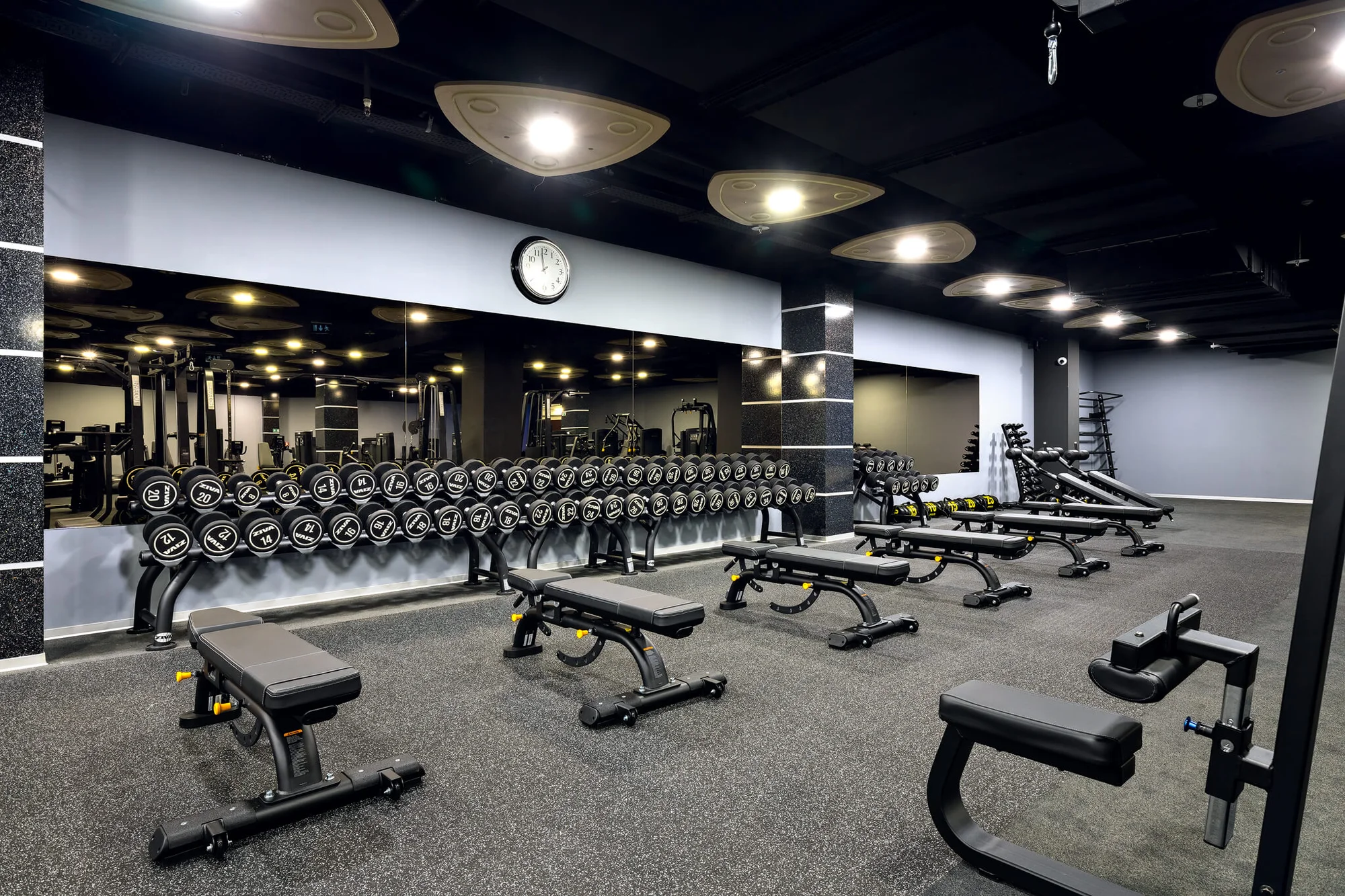 Jeden neomezený vstup do fitka a finské sauny na třinácti pobočkách Max fitness