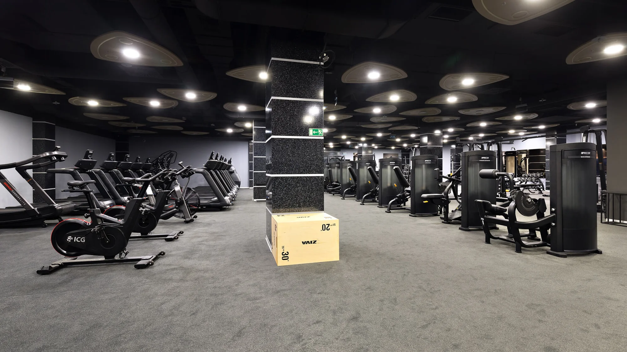 Jeden neomezený vstup do fitka a finské sauny na třinácti pobočkách Max fitness
