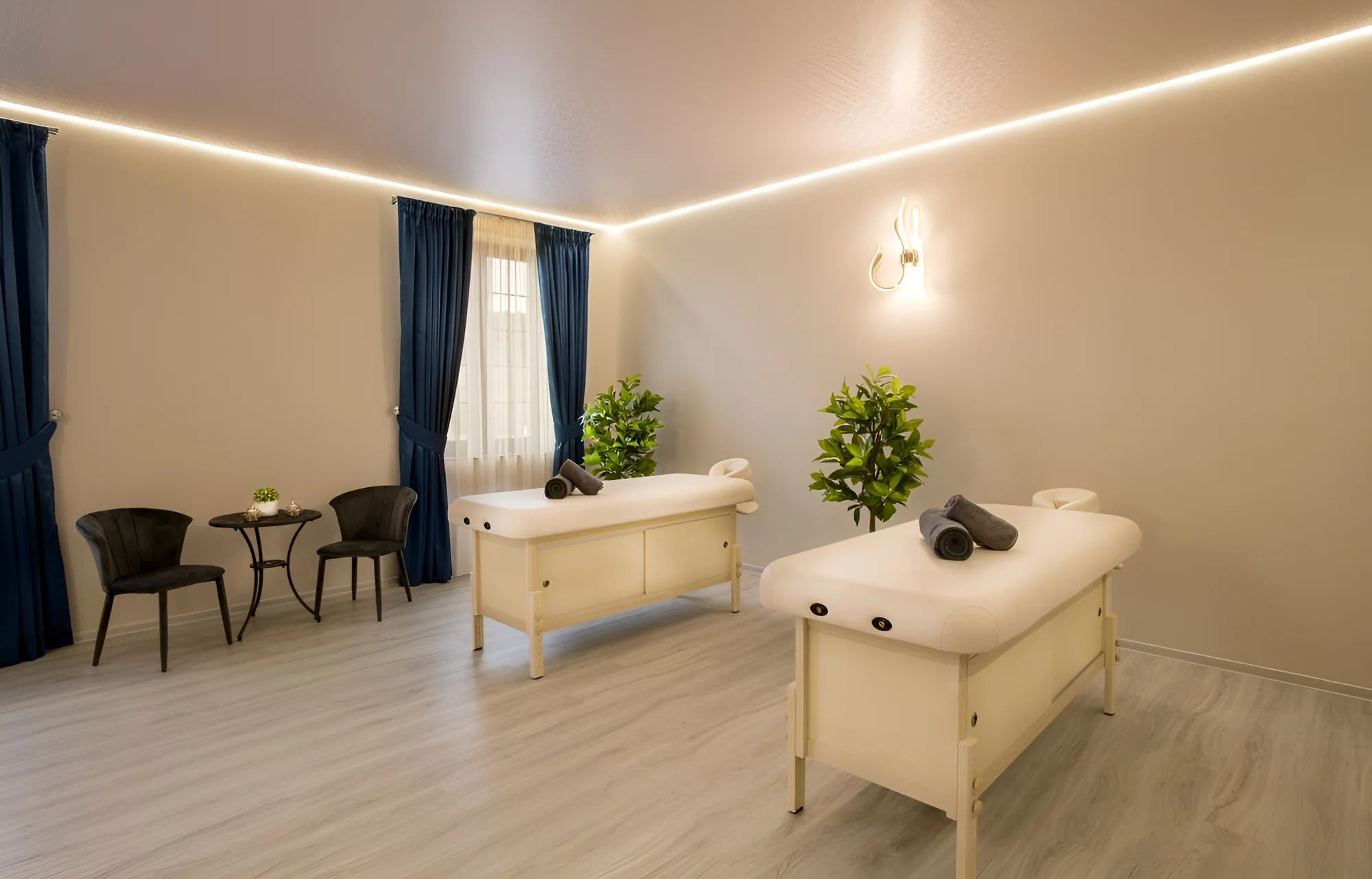 Rautová večeře ze sezónních surovin i s wellness či masáží pro 2 osoby