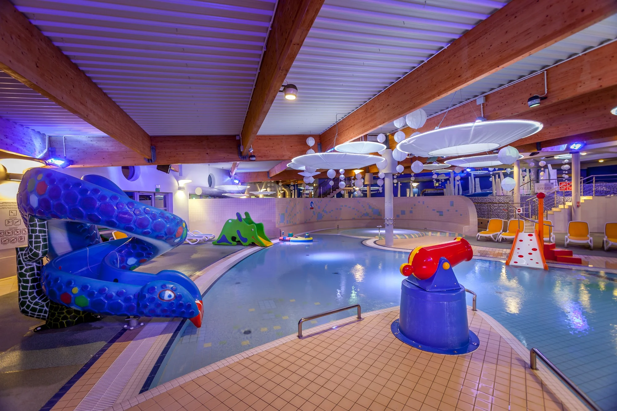 Aqua House u pláže v Sopotech: možnost snídaně, super zázemí pro rodiny a aquapark hned vedle