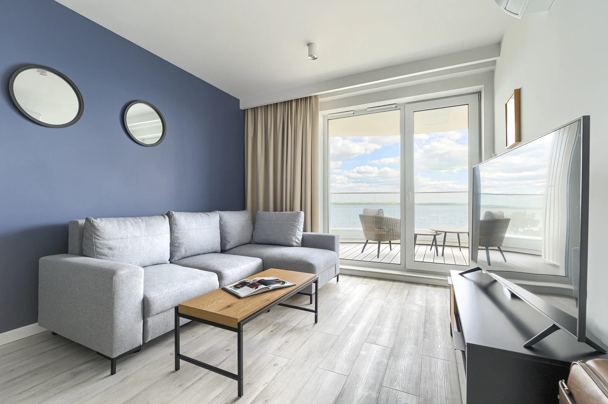 Nové krásné apartmány u Baltského moře až pro 4 osoby: mezi mořem a jezerem, v létě bazén