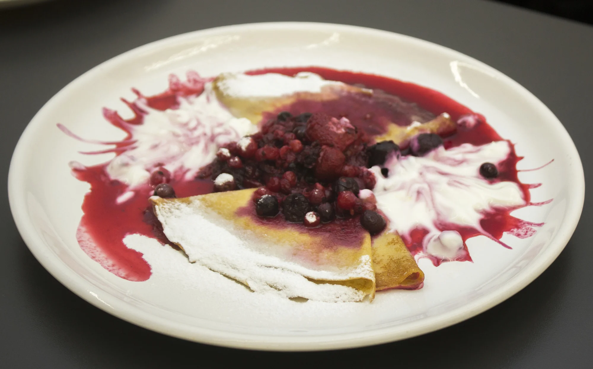 Tříchodové menu pro dva: steak ze svíčkové dle výběru, carpaccio a palačinky