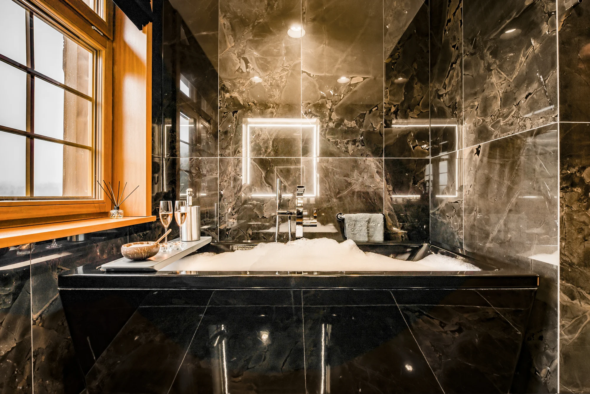 Luxusní pobyt v 5* hotelu v polských Krkonoších: snídaně, neomezený wellness i výlety