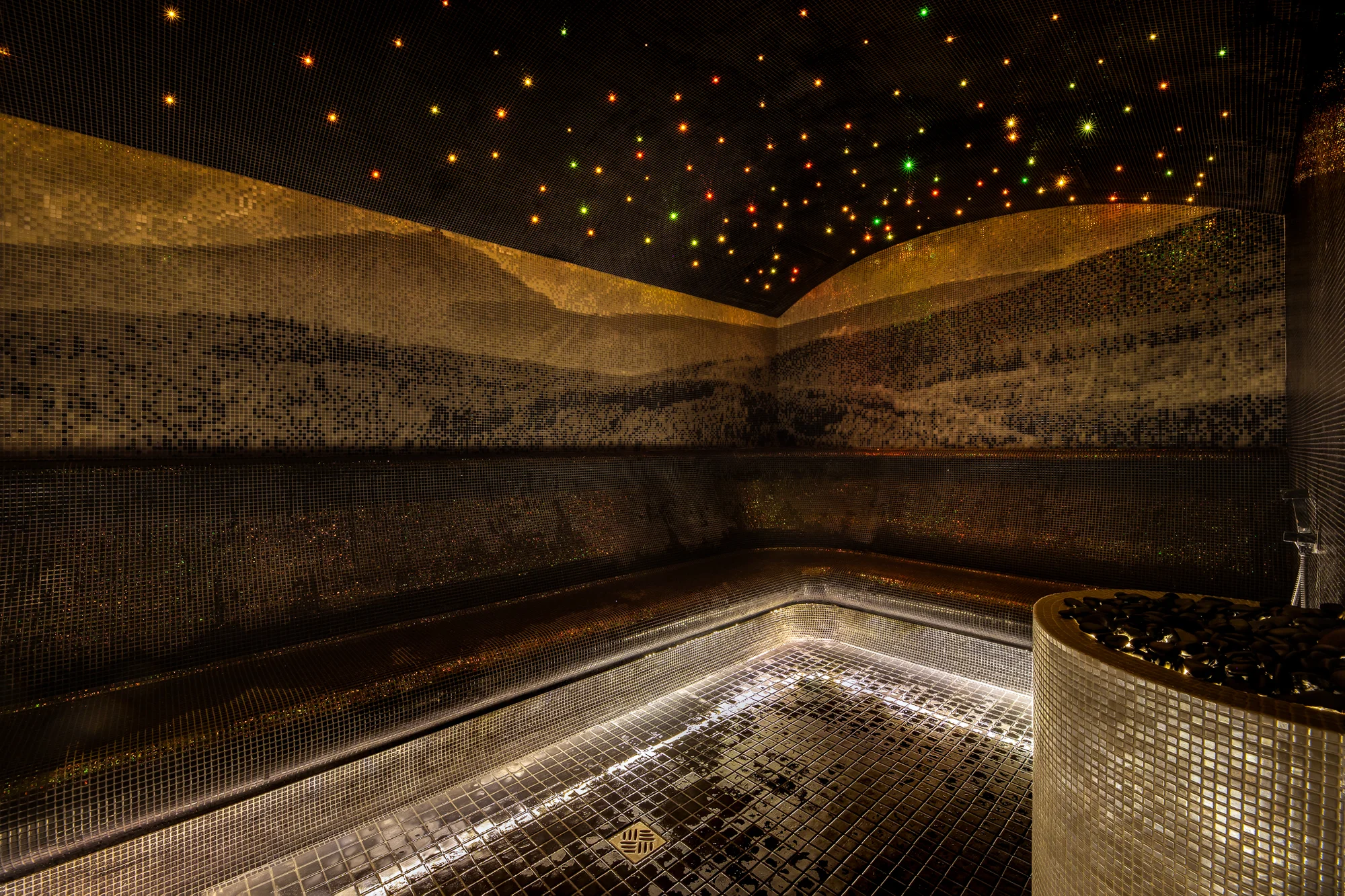 Luxusní pobyt v 5* hotelu v polských Krkonoších: snídaně, neomezený wellness i výlety