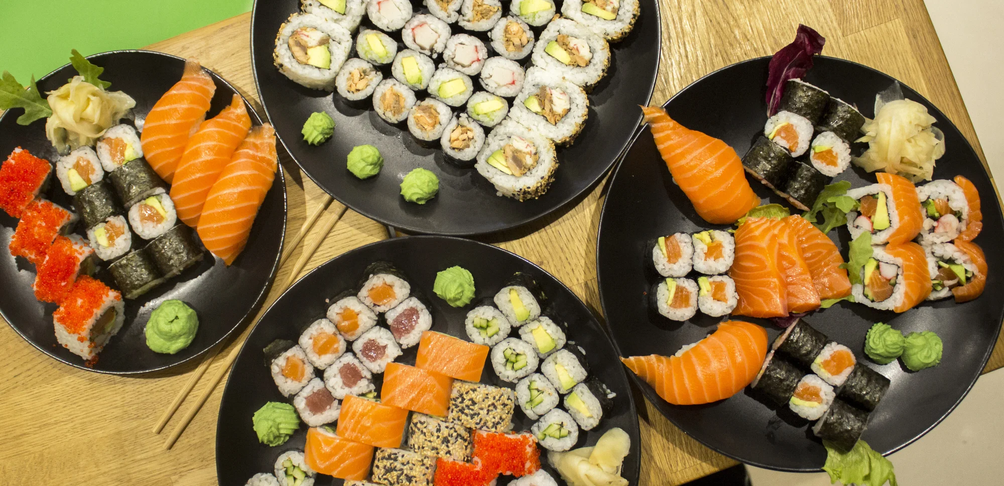 Sushi sety v bistru v brněnském OC Globus: 15 až 44 kousků, na místě či take away