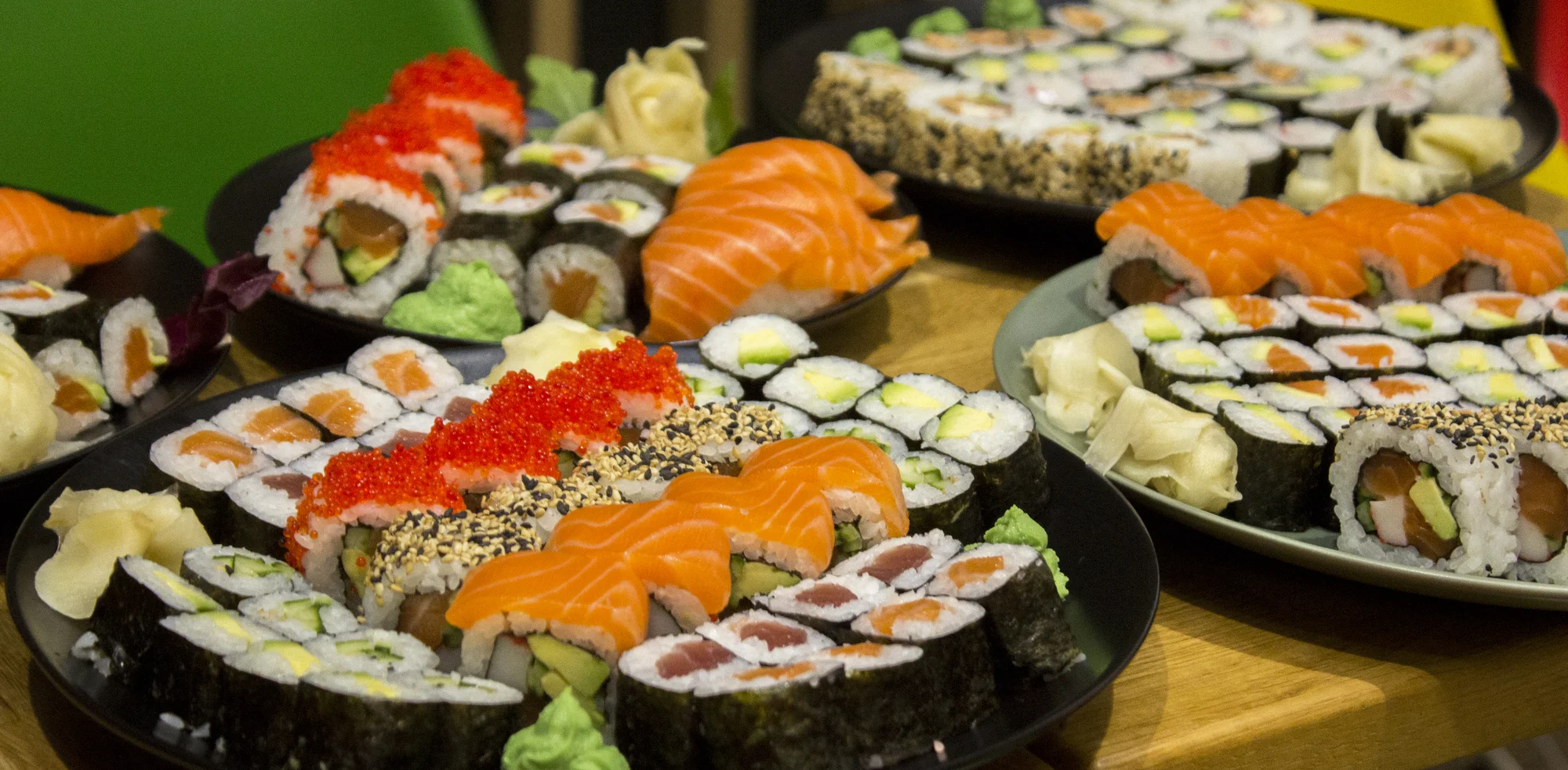 Sushi sety v bistru v brněnském OC Globus: 15 až 44 kousků, na místě či take away