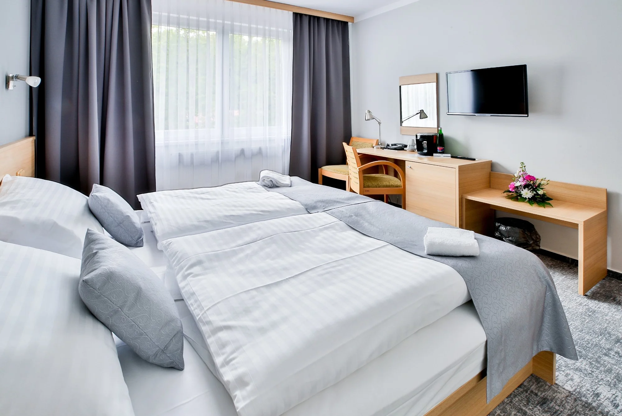 4* relax v Hluboké nad Vltavou se snídaní nebo polopenzí, wellness i kreditem na další služby