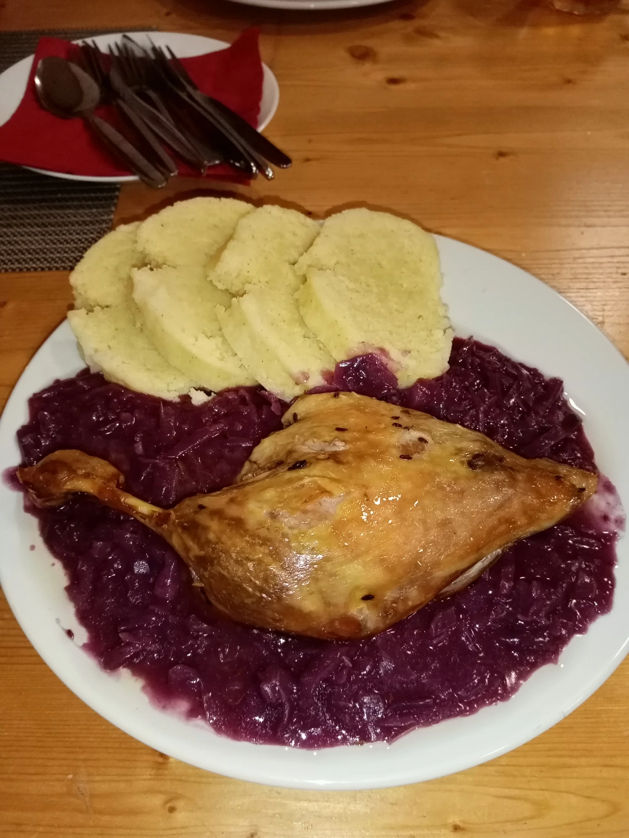 Restaurace Zlatý Chlum: voucher v ceně 250-500 Kč na řízek, burger, vepřovou panenku i točené pivo