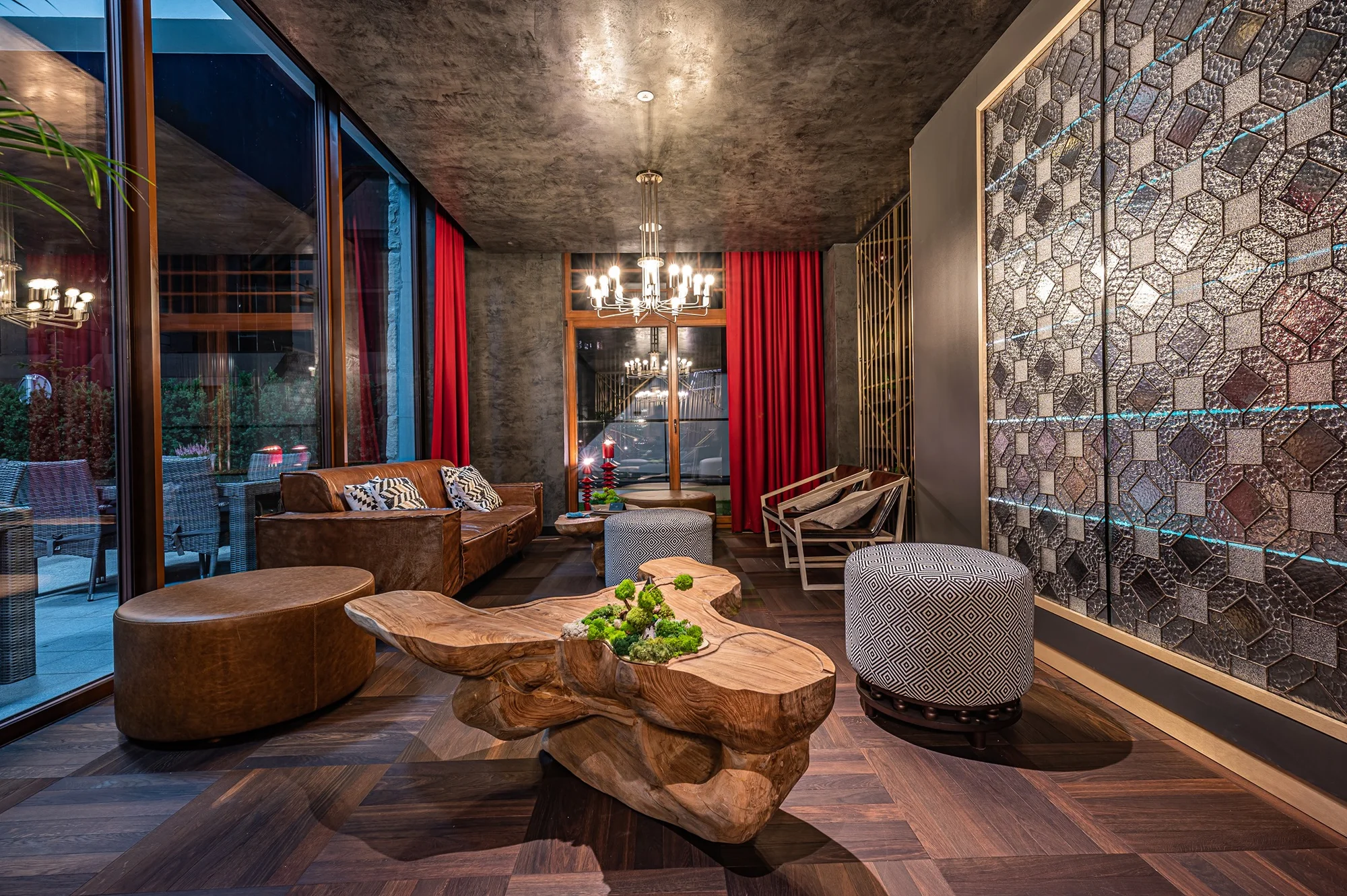 Luxusní 5* hotel v centru Zakopaného: snídaně, neomezený wellness i možnost masáže