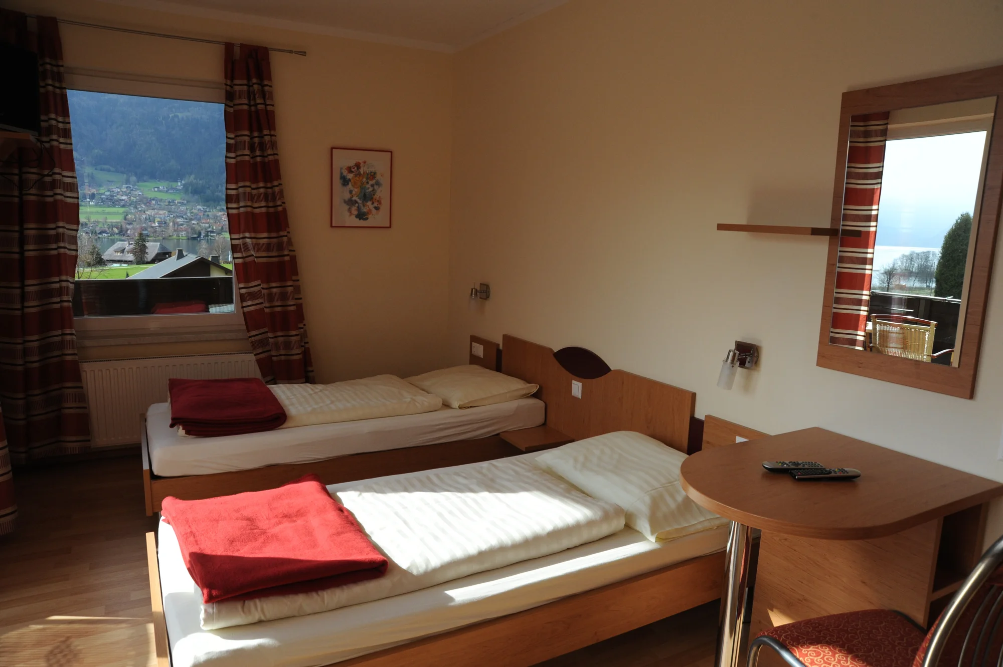 Dovolená v rakouských Korutanech: hotel u jezera, polopenze i varianty s 1 nocí zdarma
