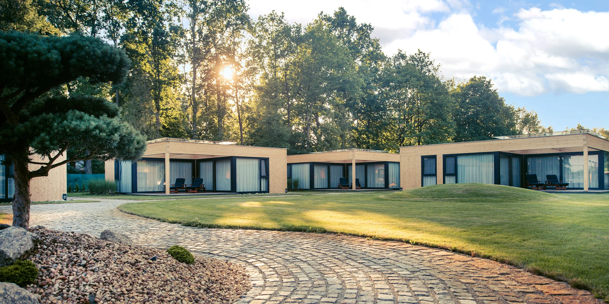 Luxusní přírodní resort: tyrolská sauna, skvělé snídaně, možnost chaletu s vířivkou