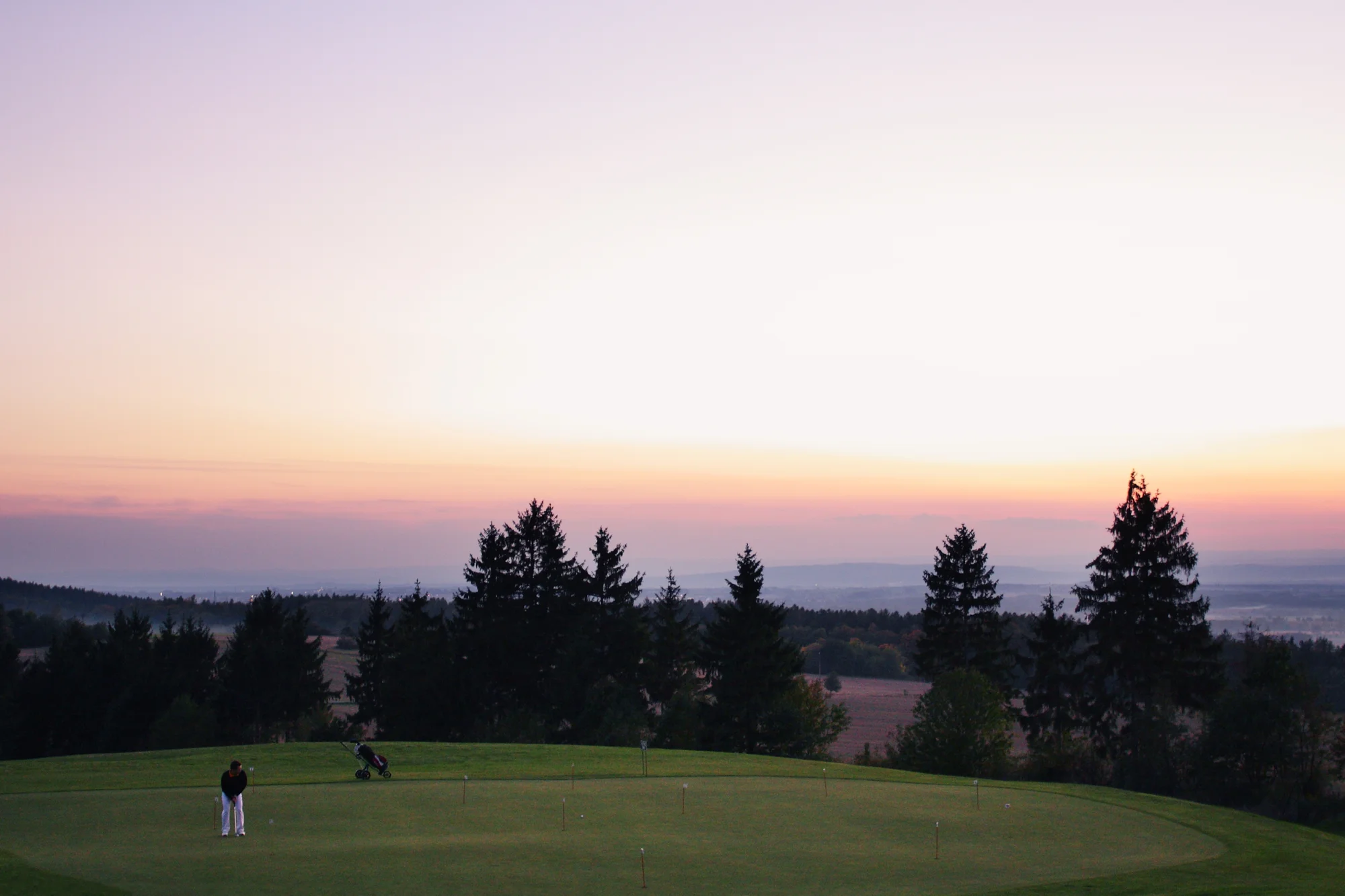 Nedělní golfová lekce s trenérem pro 1 nebo 2 osoby včetně půjčení vybavení