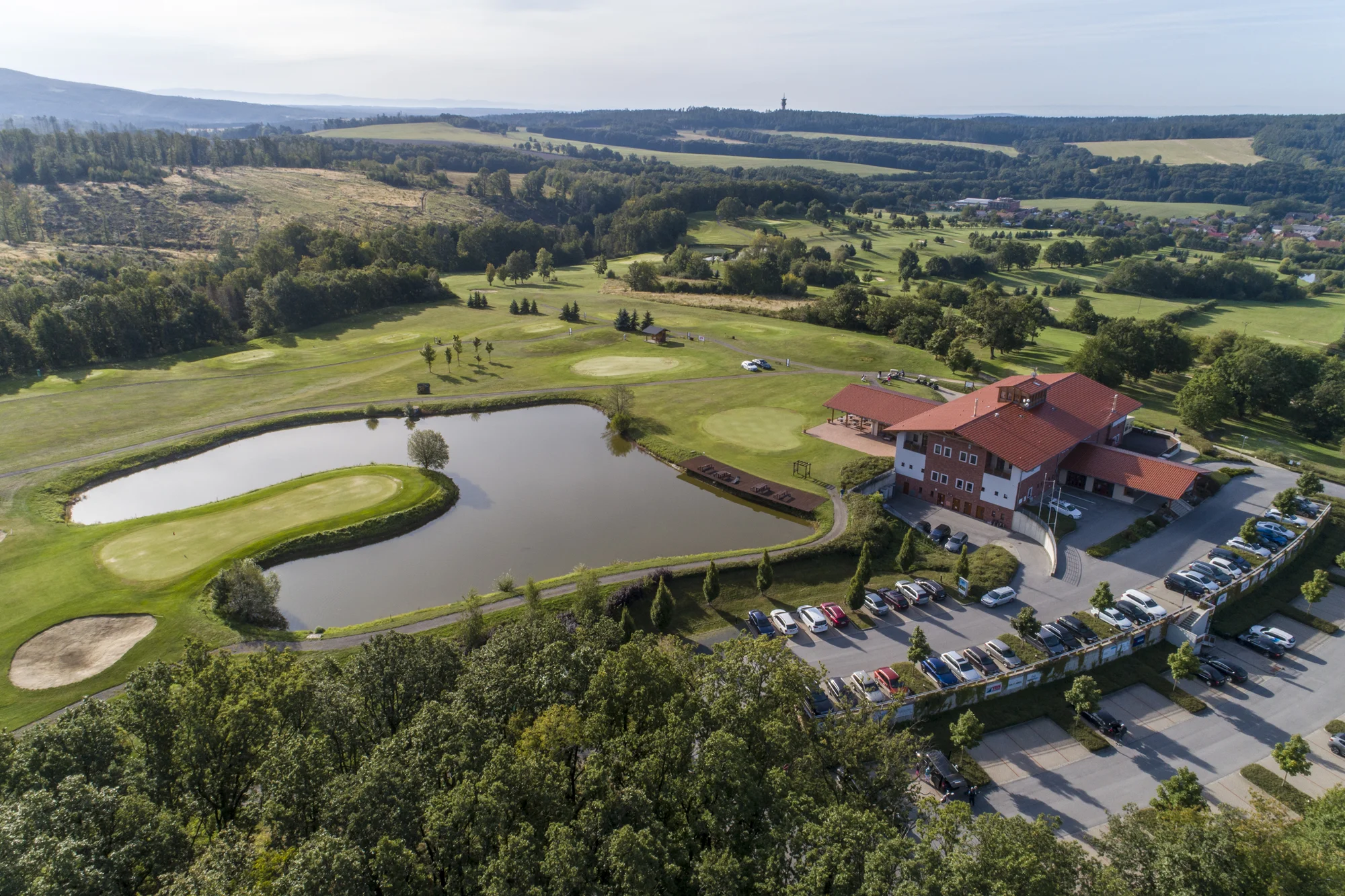 Nedělní golfová lekce s trenérem pro 1 nebo 2 osoby včetně půjčení vybavení
