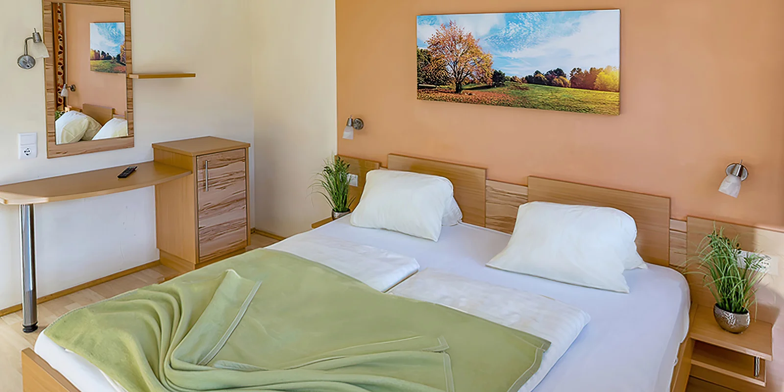 Dovolená v rakouských Korutanech: hotel u jezera, polopenze i varianty s 1 nocí zdarma