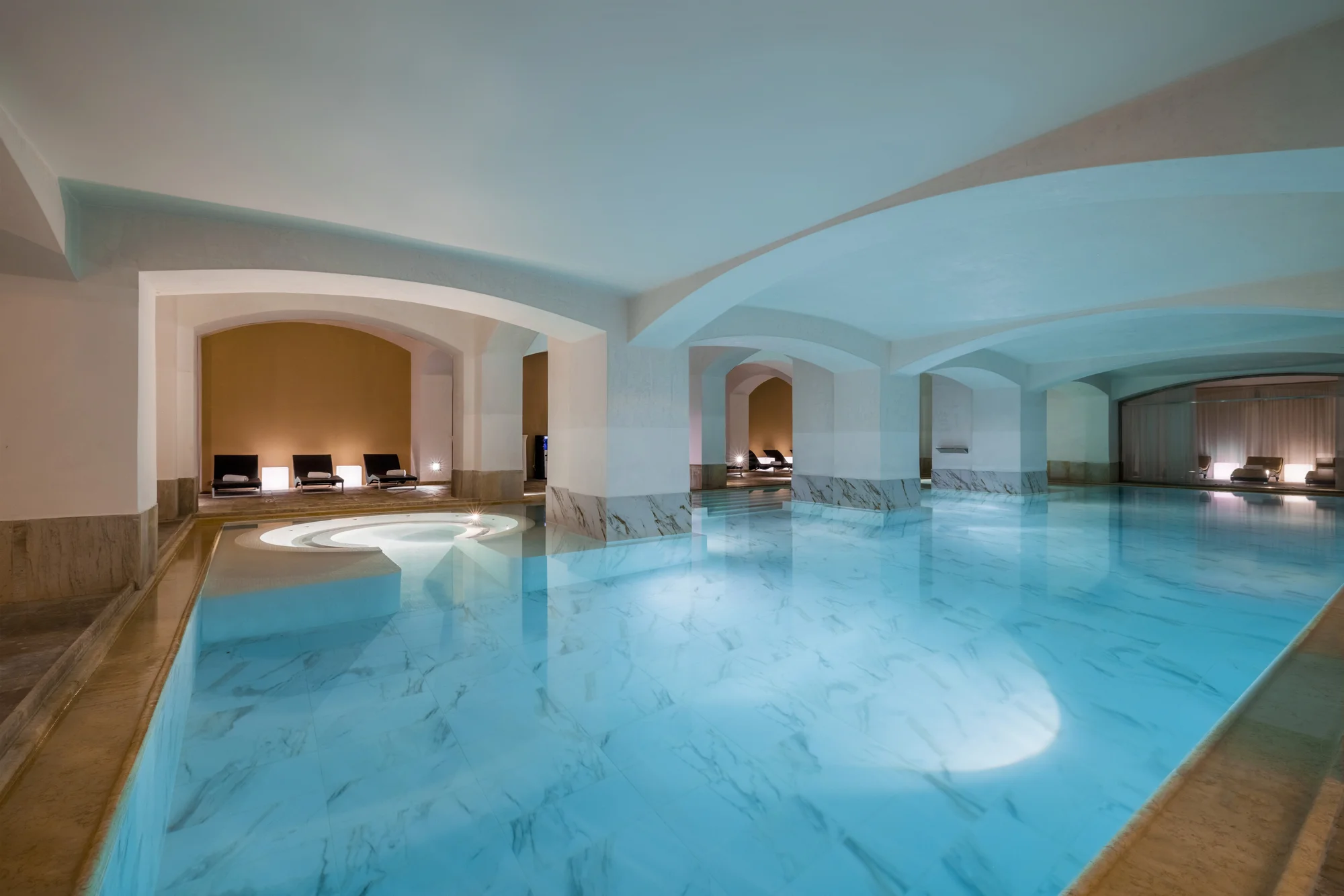 Masáž a 2hodinový vstup do krásného wellness na Senovážném náměstí pro 1 i 2 osoby