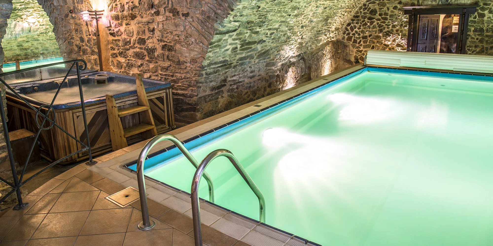 Pohádková romantika v Chateau Zbiroh: večeře v krčmě, wellness a prohlídka zámku
