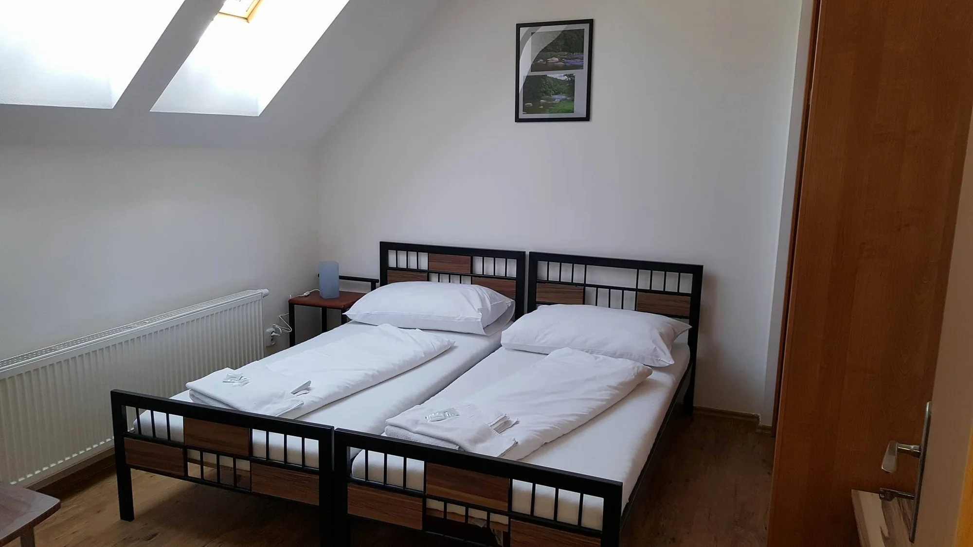 Dovolená v Posázaví: rodinný penzion se snídaní, výhled na hrad Ledeč