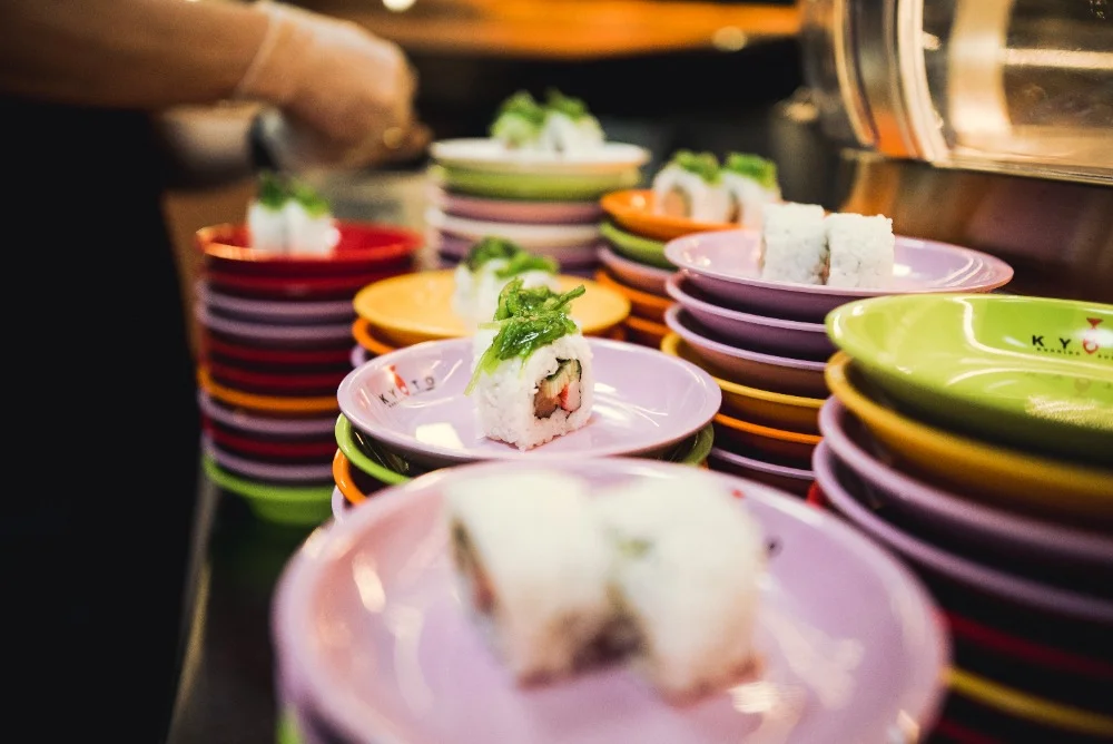 2 hodiny running sushi v libereckém OC Géčko: sushi, gril, mořské plody i dezerty