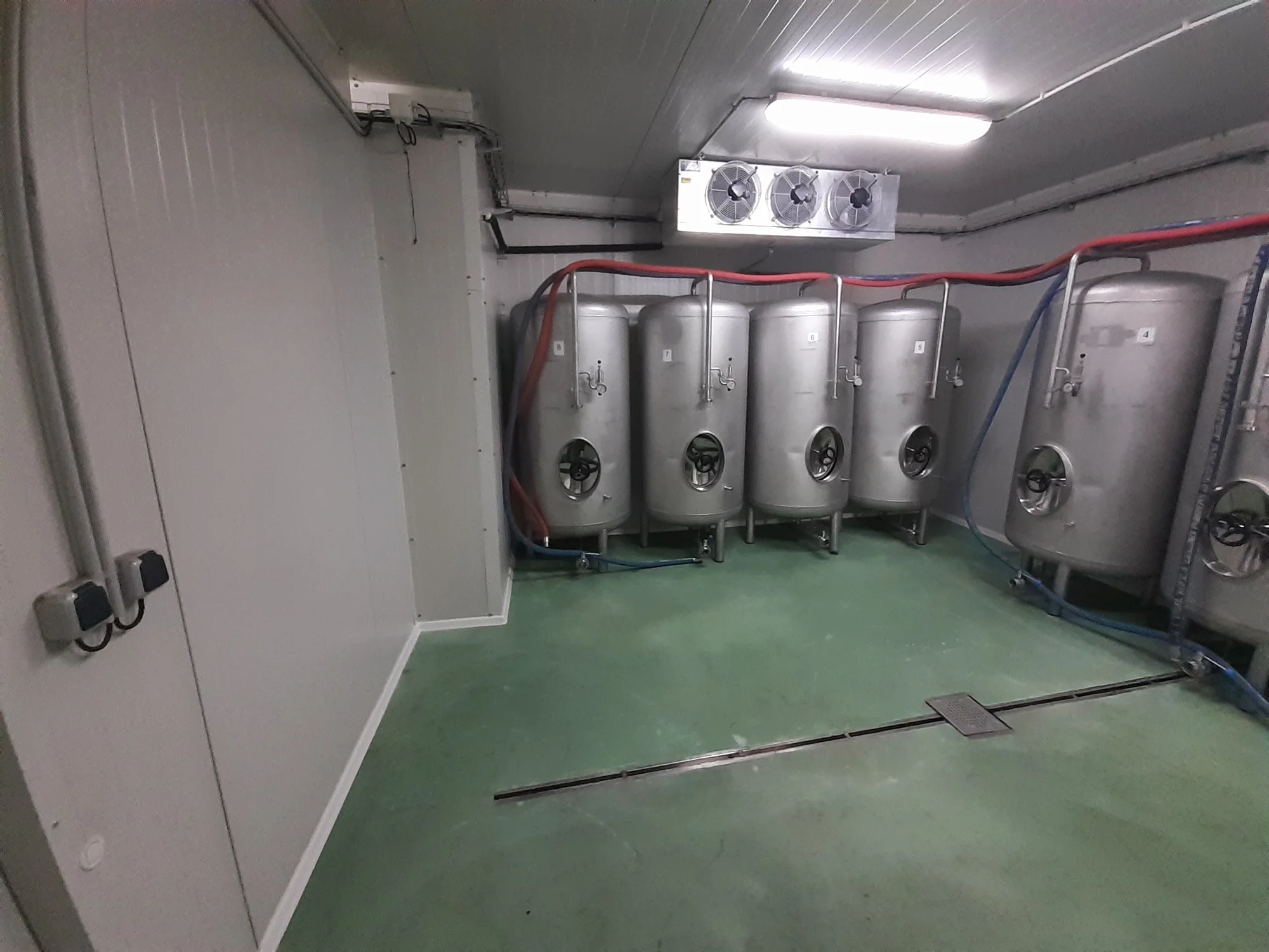 Uvařte si vlastní pivo: na den sládkem v minipivovaru Paličák pro 1 i 2 osoby