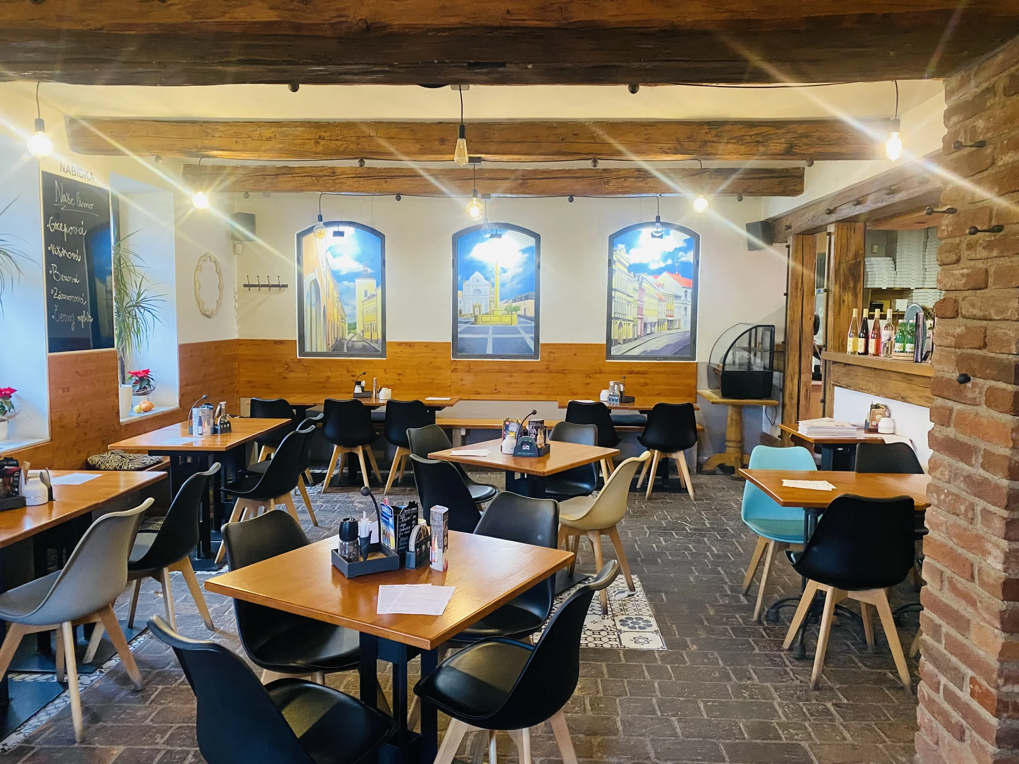 Žebra, steak podle výběru ze 2 druhů nebo burger pro 1 či 2 osoby