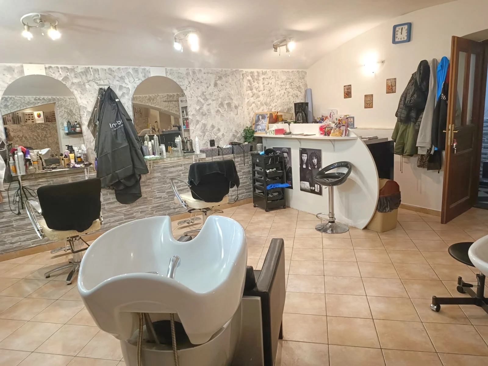 Brazilský keratin nebo intenzivní výživa pro všechny délky vlasů v Benešově
