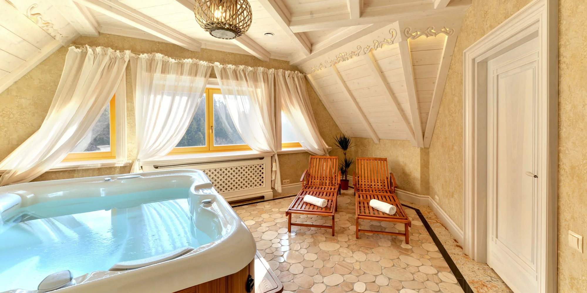 5* resort v polských Beskydech: pobyt až pro 6 osob s jídlem, bazénem, vířivkou i saunou, akce 2 děti zdarma