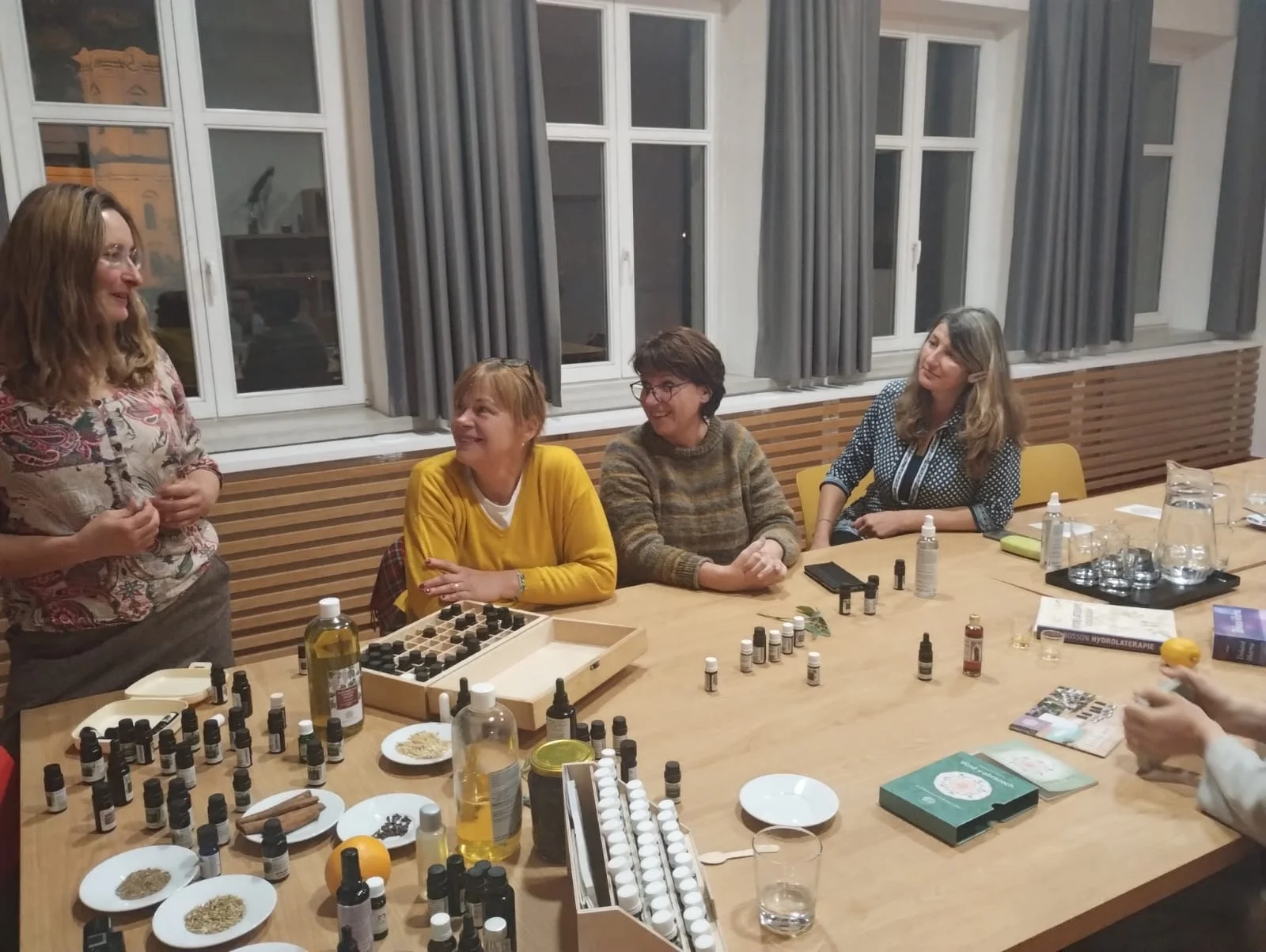 Kurzy: aromaterapie prakticky či prožitková aromaterapie vč. tvorby osobního parfému, pro 1 či 2 osoby