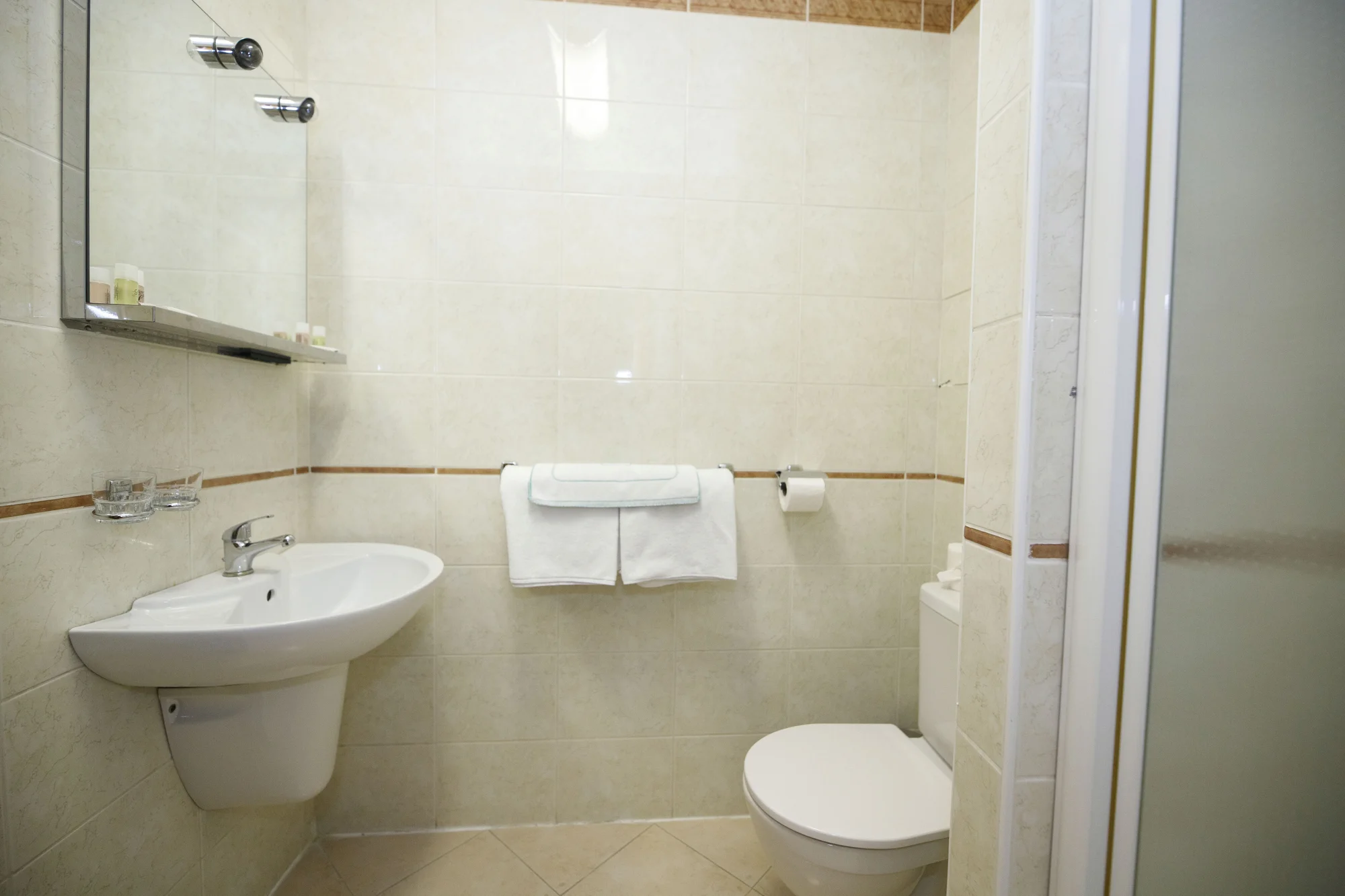 Pobyt v hotelu ve stylu art deco s polopenzí i vstupem na zámek či do bazénu