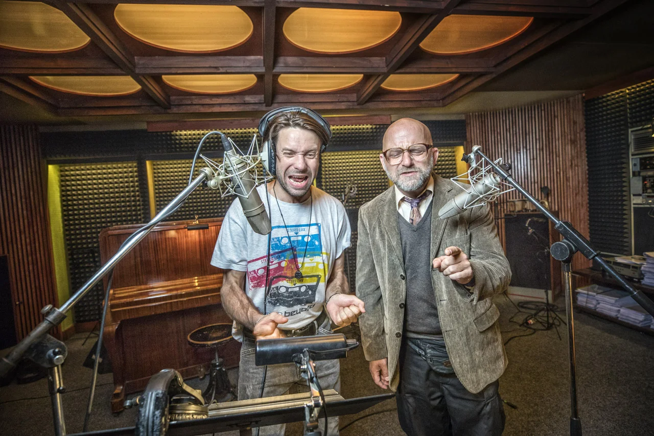 Stovky divadelních představení u vás doma: předplatné Dramox.cz