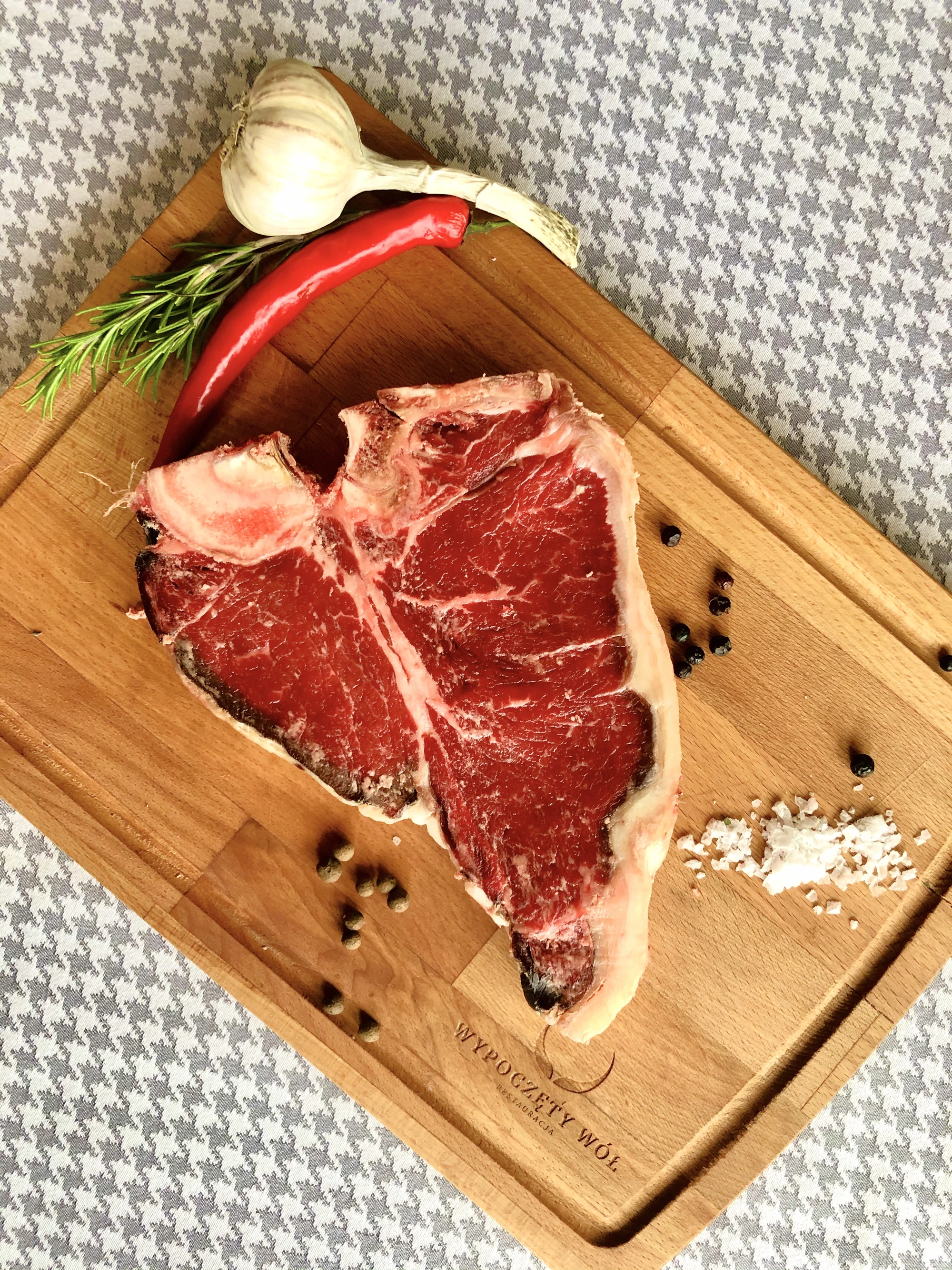 Otevřený voucher na jídlo i nápoje v hodnotě 250 PLN ve steakhousu a privátní vířivka v polské Kudowě Zdróji