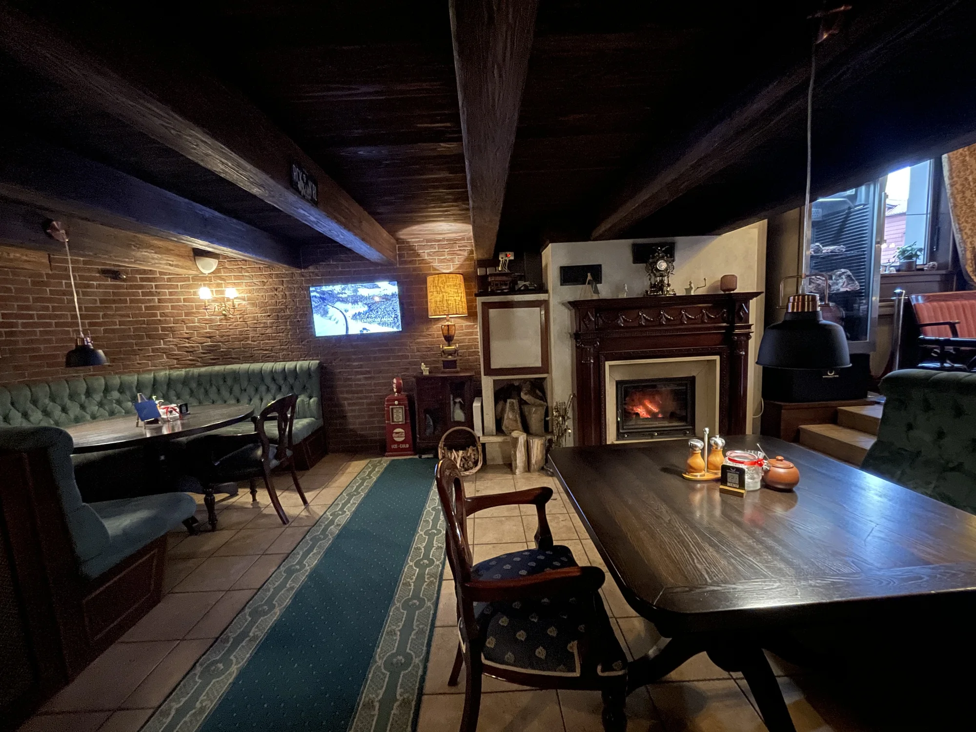 Otevřený voucher na jídlo i nápoje v hodnotě 250 PLN ve steakhousu a privátní vířivka v polské Kudowě Zdróji