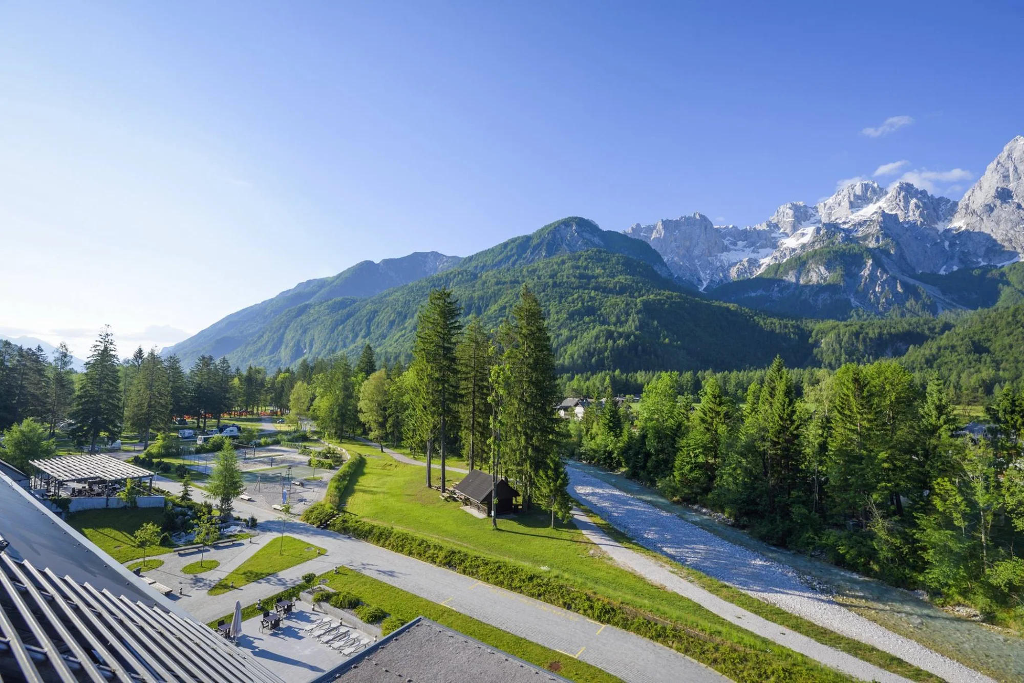 4* hotel u Triglavu: Slovinsko s polopenzí a neomezeným relaxem ve třech bazénech