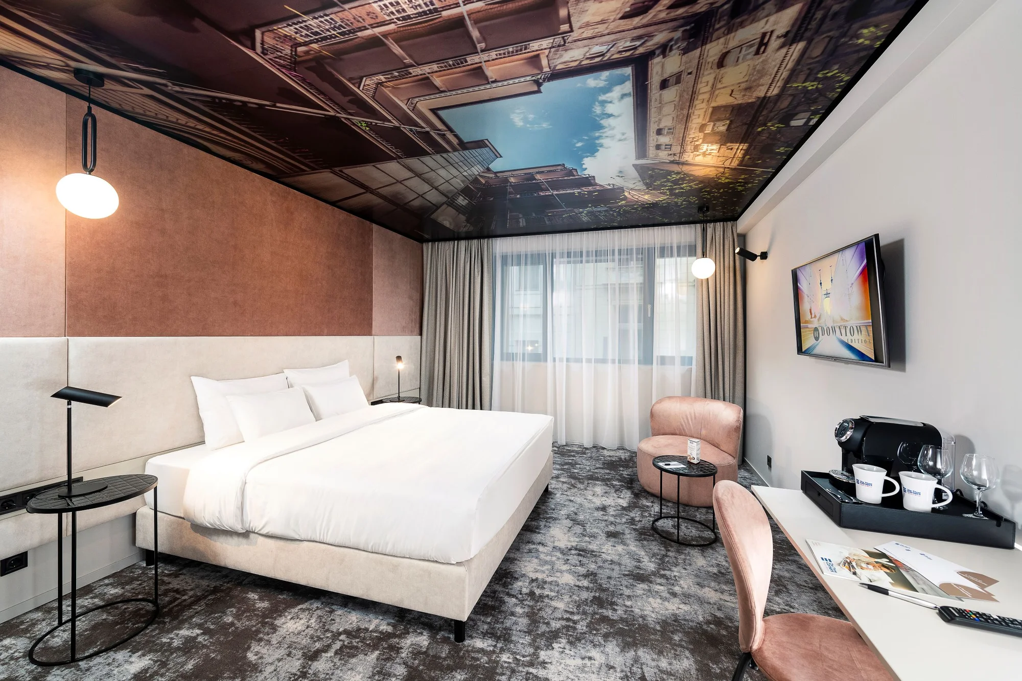 Luxus a komfort v samém srdci Budapešti: moderní hotel, bohaté snídaně a neomezený vstup do sauny