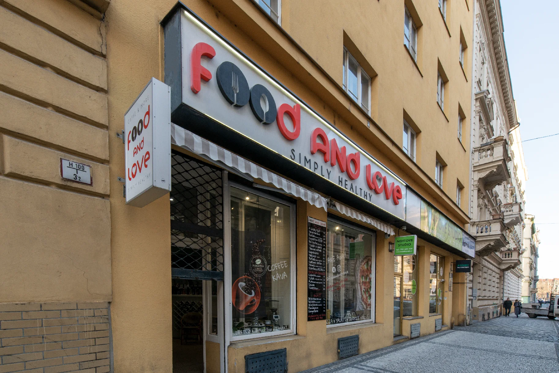 Pizzetta s sebou: 1–4 kulaté dobroty o průměru 24 cm s kvalitními italskými surovinami
