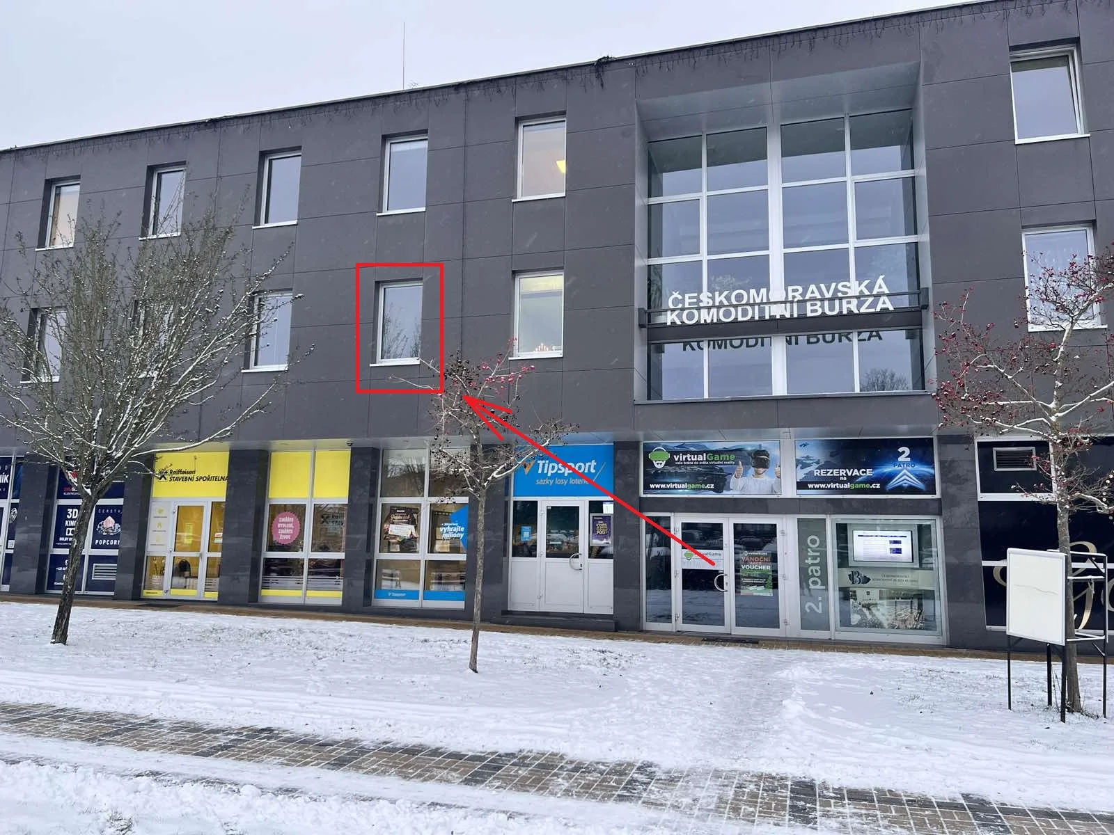 Liftingová masáž, ošetření pro citlivou pleť, karboxyterapie i laminace obočí a řas