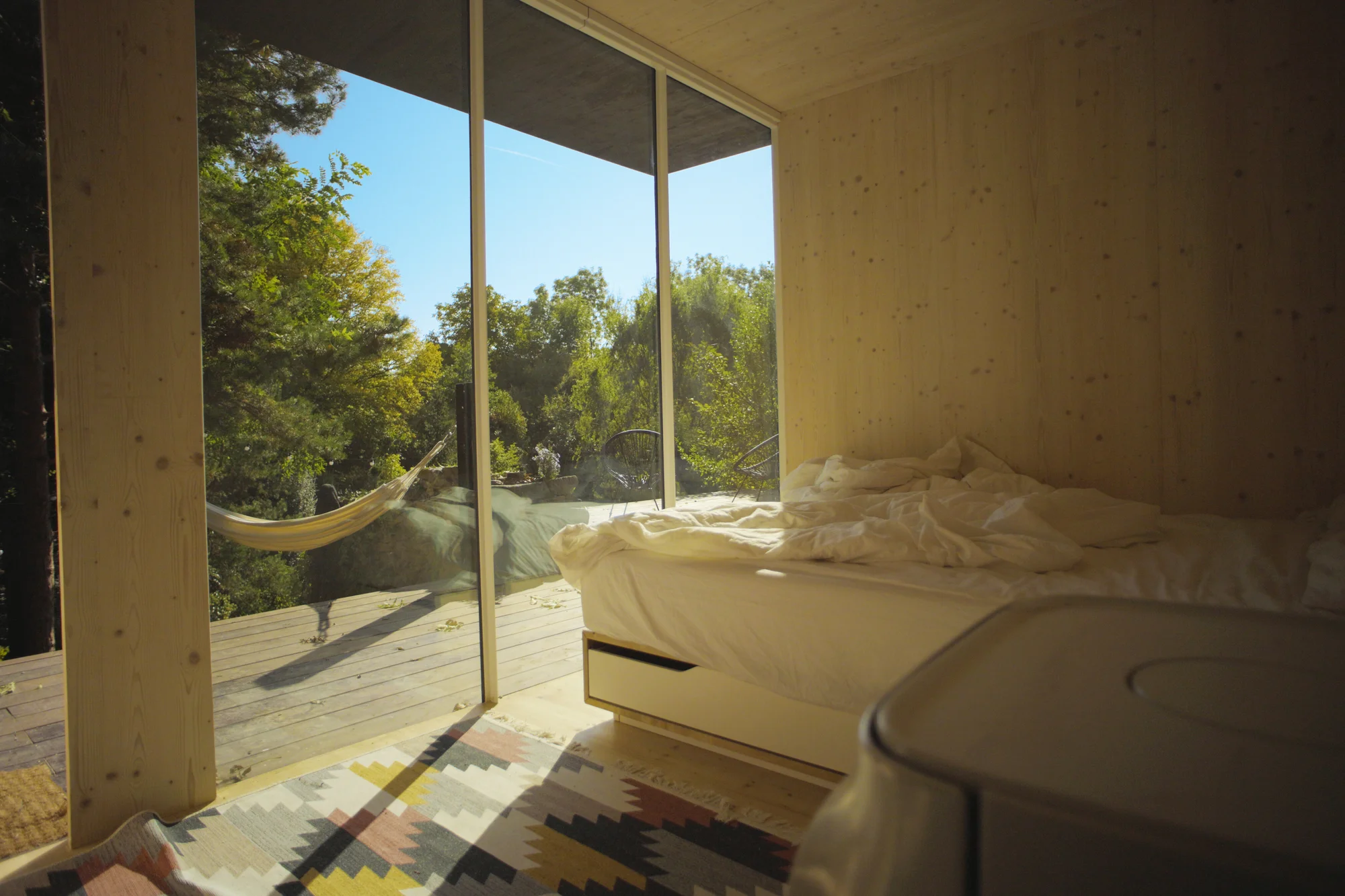 Glamping pro dva ve středních Čechách: romantika, soukromí i sauna