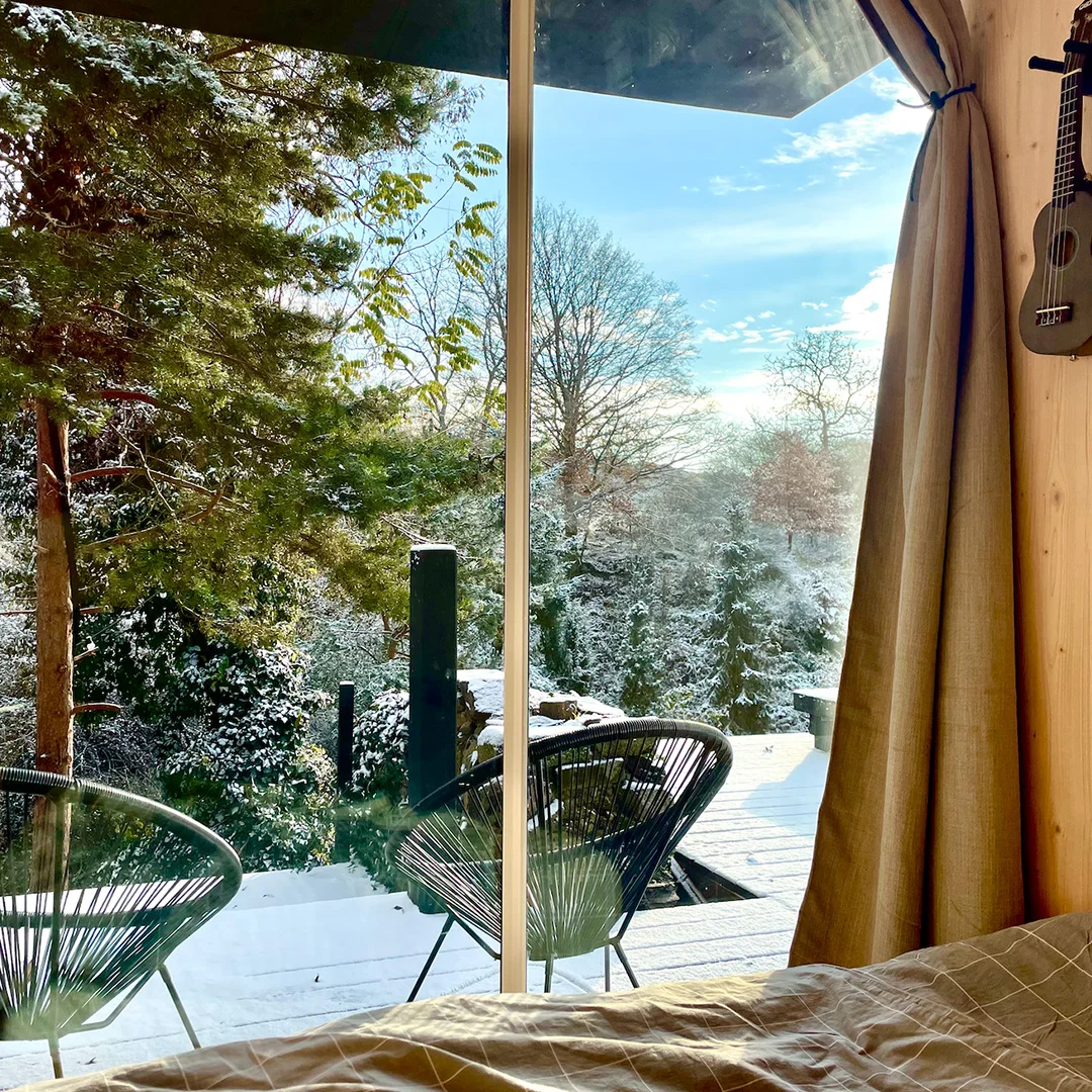 Glamping pro dva ve středních Čechách: romantika, soukromí i sauna