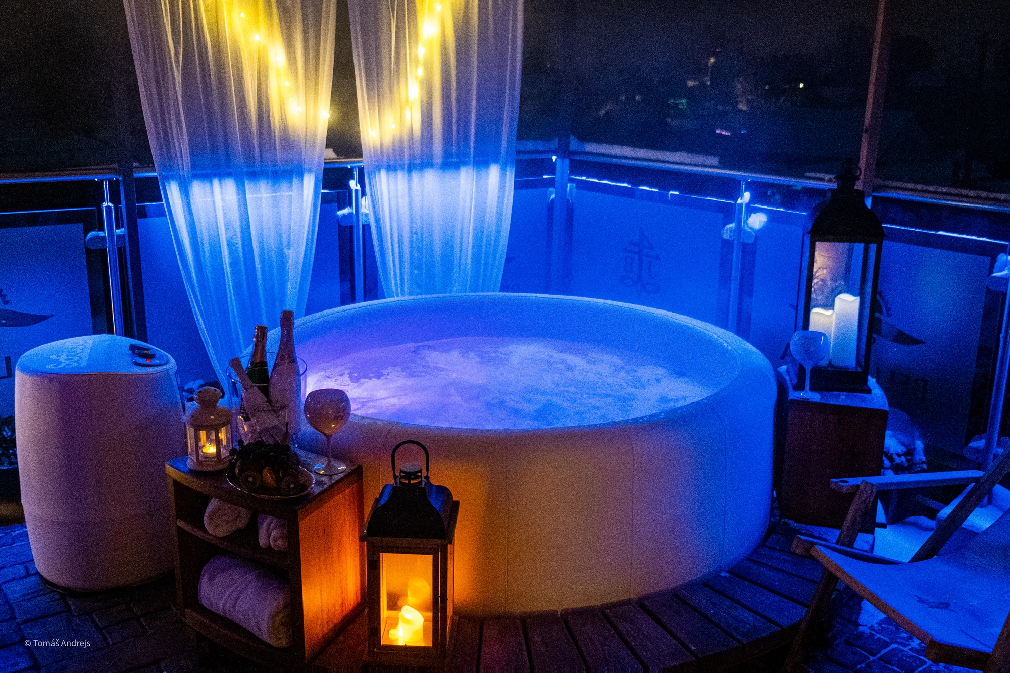 Relaxace s výhledem: 2 hodiny v privátním wellness na střeše hotelu pro 2 osoby