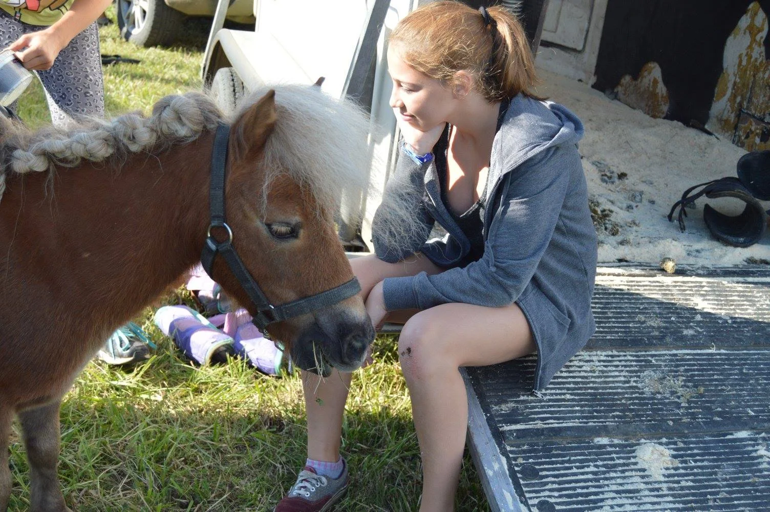 Projížďka na oslíkovi nebo poníkovi pro děti: zážitek v přírodě na 20 či 45 min.