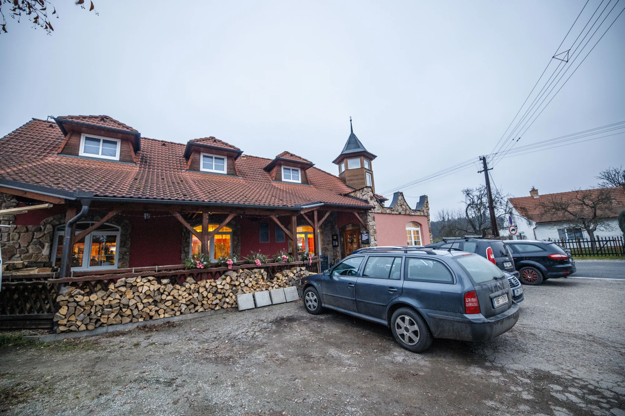 Dovolená u Moravského krasu se snídaní i jednou večeří a zázemím pro 2 nenáročné turisty